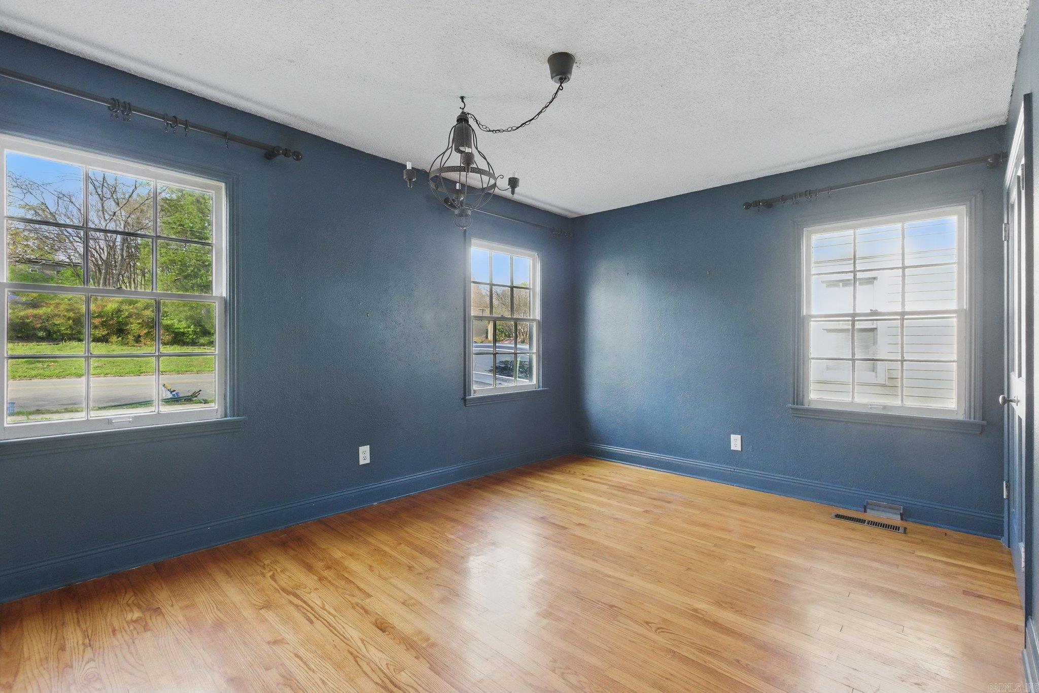 3319 W Capitol  Little Rock, AR