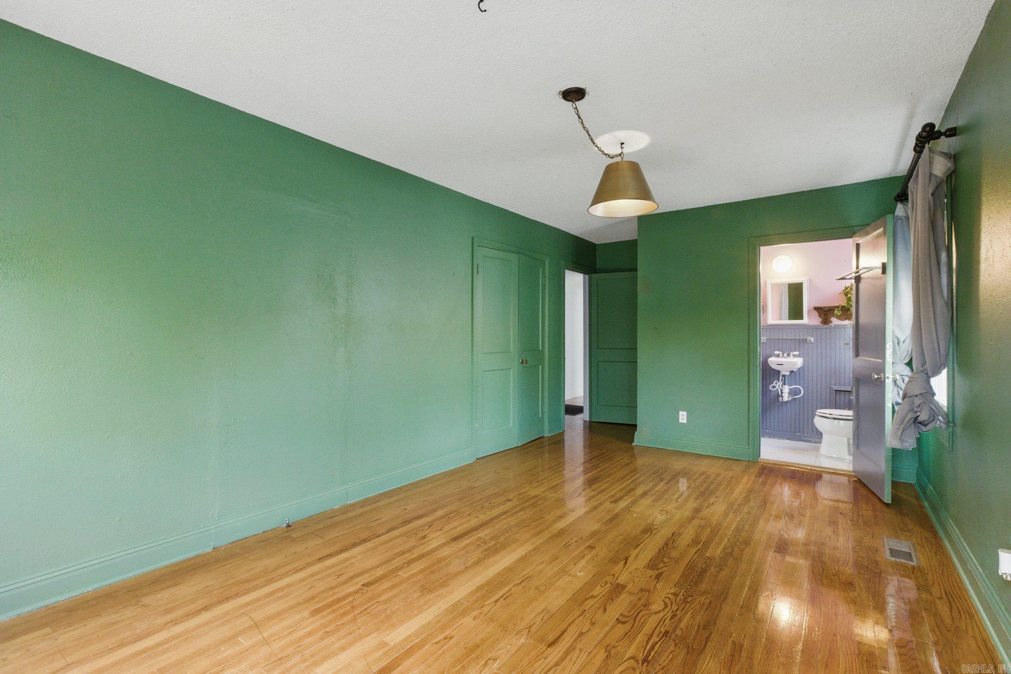3319 W Capitol  Little Rock, AR