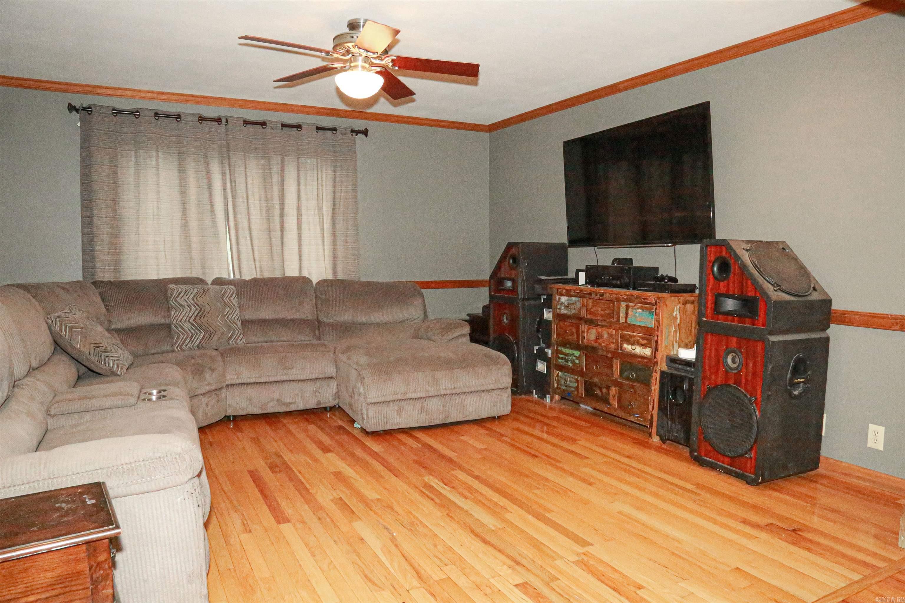 34 Valley View Dr East Russellville, AR 72802