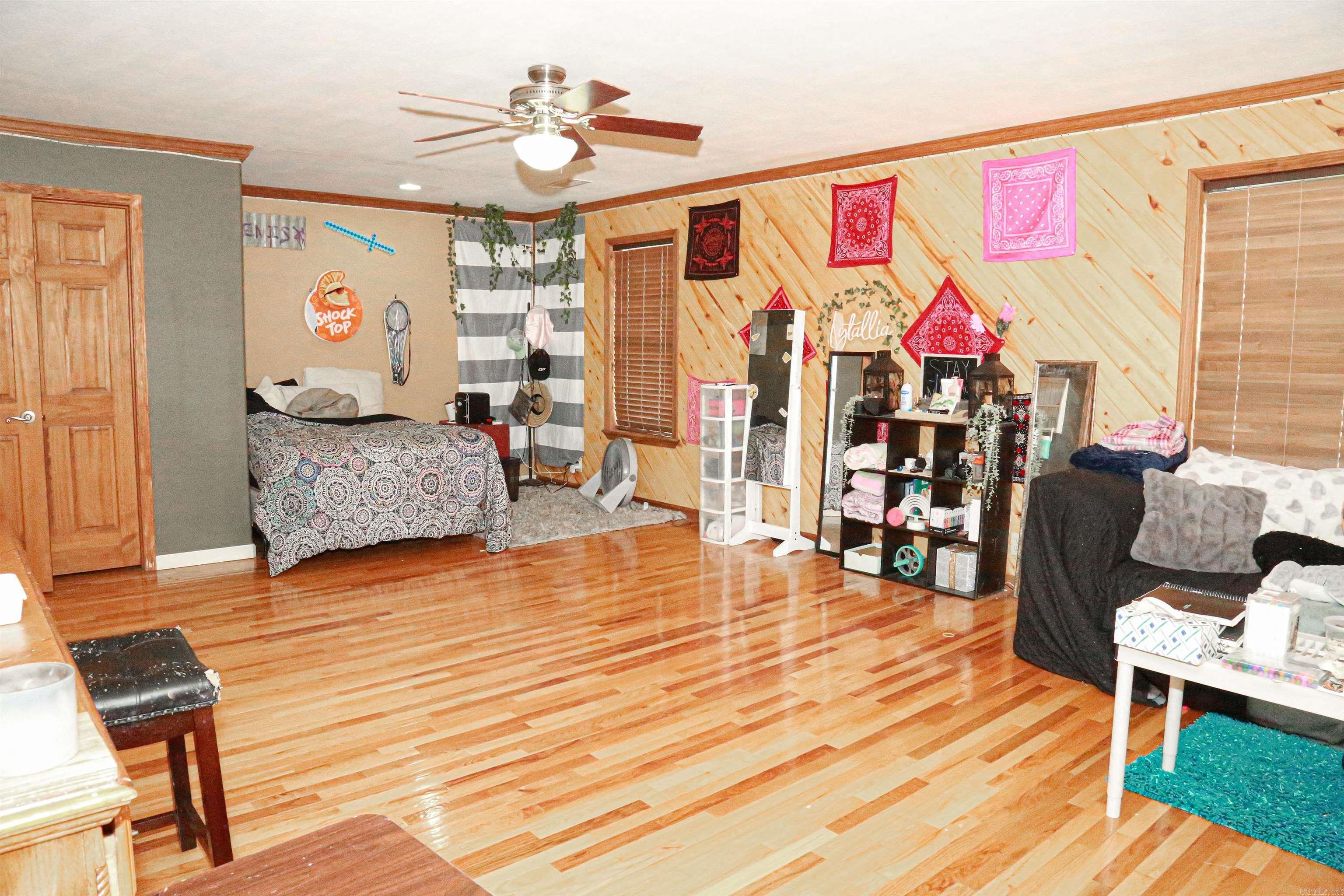 34 Valley View Dr East Russellville, AR 72802