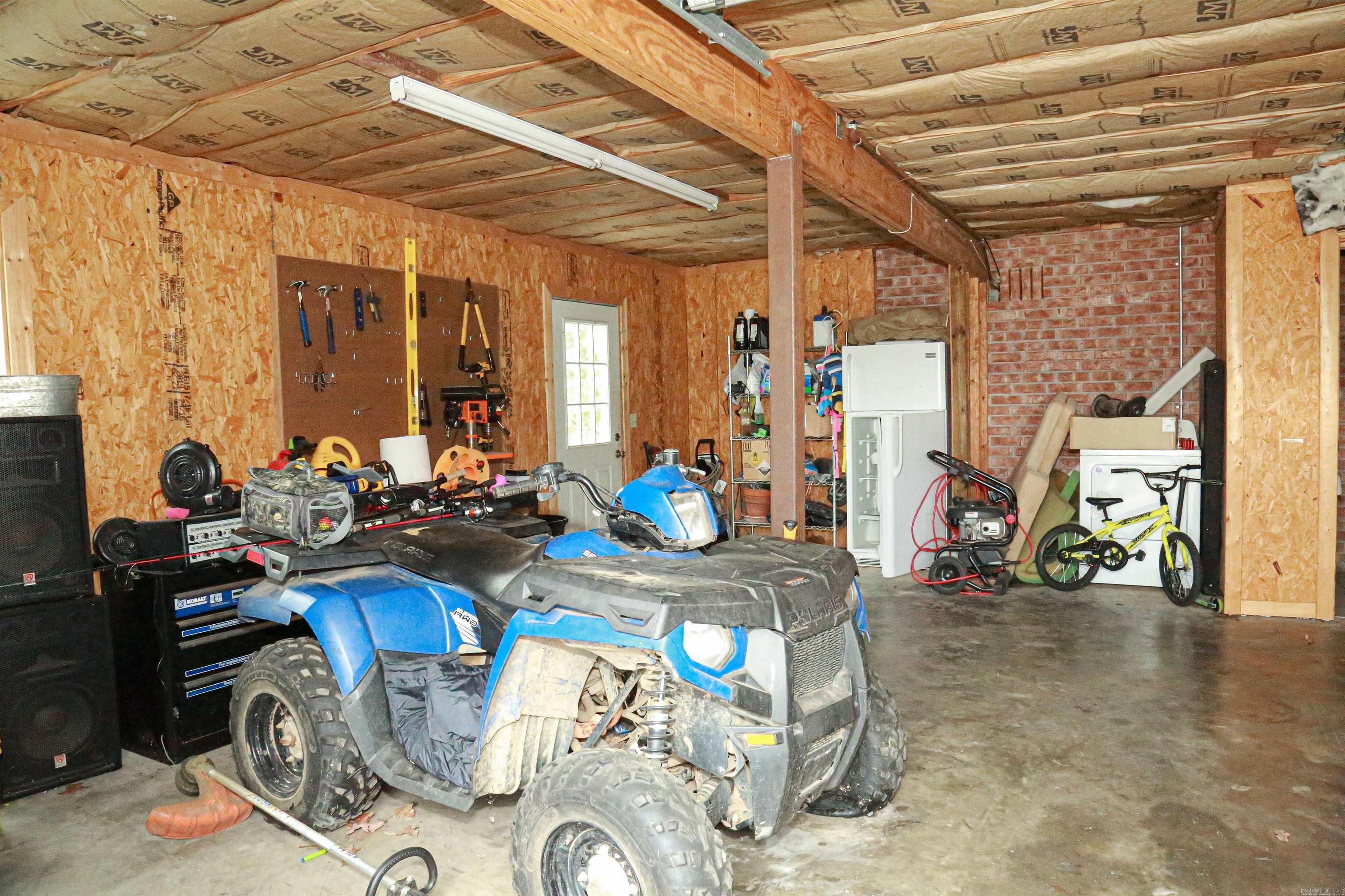 34 Valley View Dr East Russellville, AR 72802