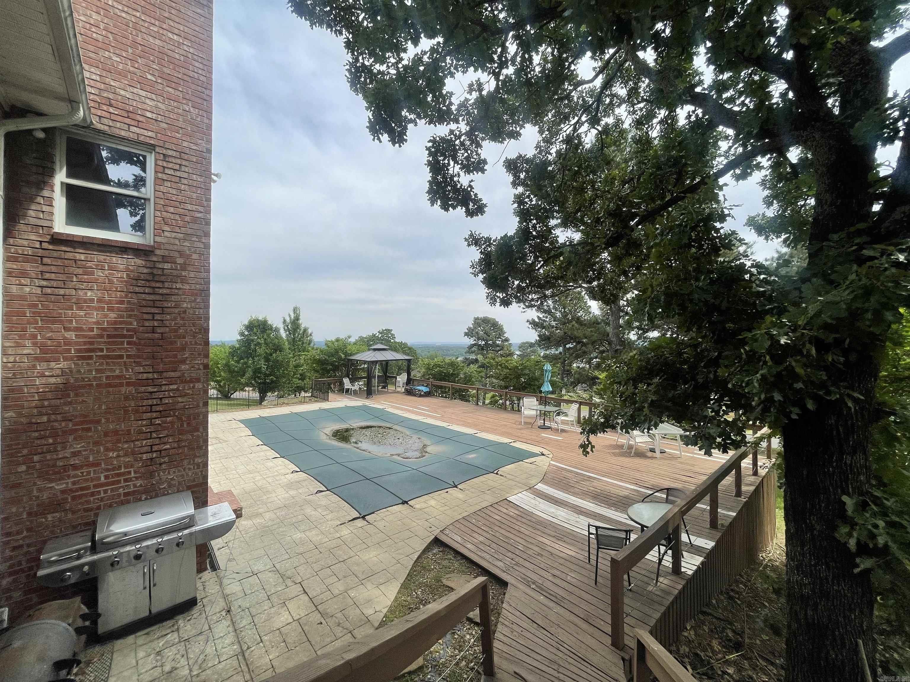 34 Valley View Dr East Russellville, AR 72802