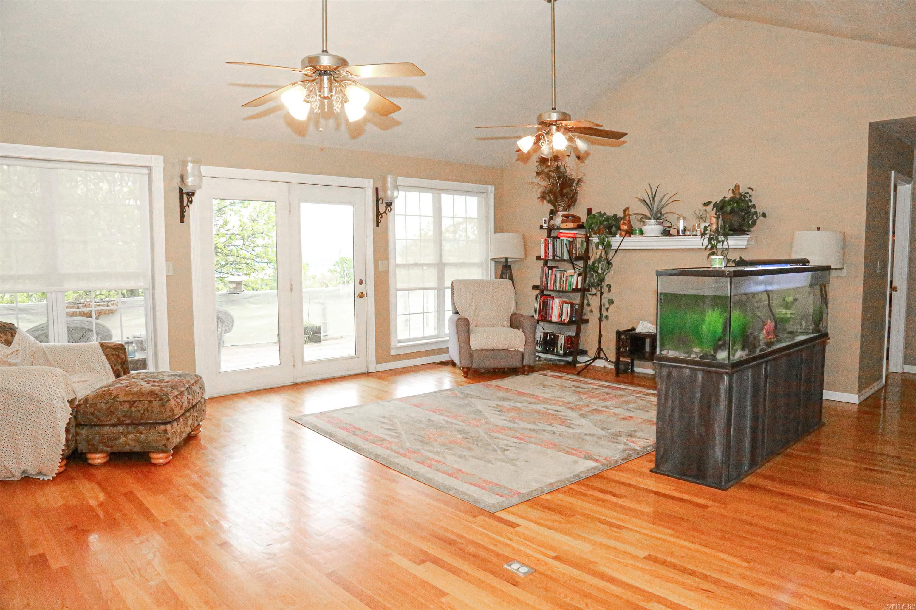 34 Valley View Dr East Russellville, AR 72802