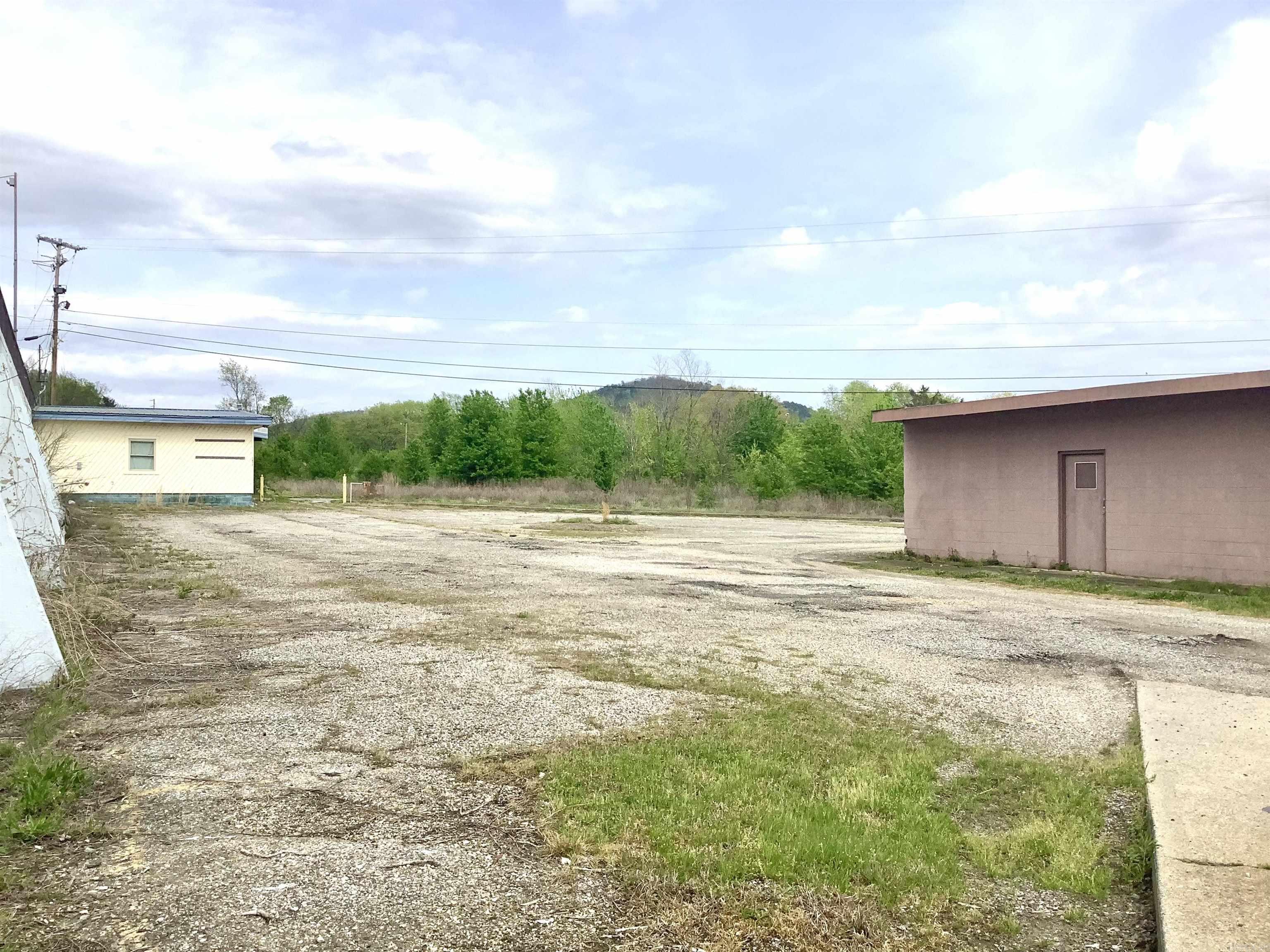 1875 E Grand 1873 E. Grand Ave Hot Springs, AR