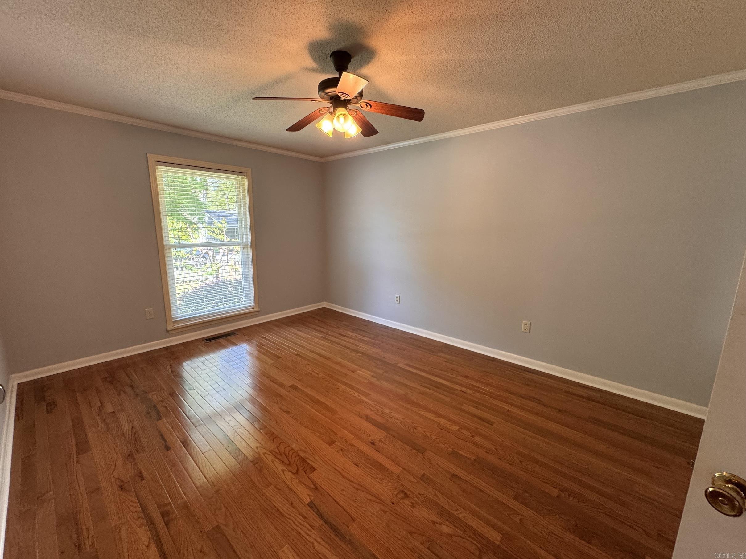 1004  Cedar  Searcy, AR