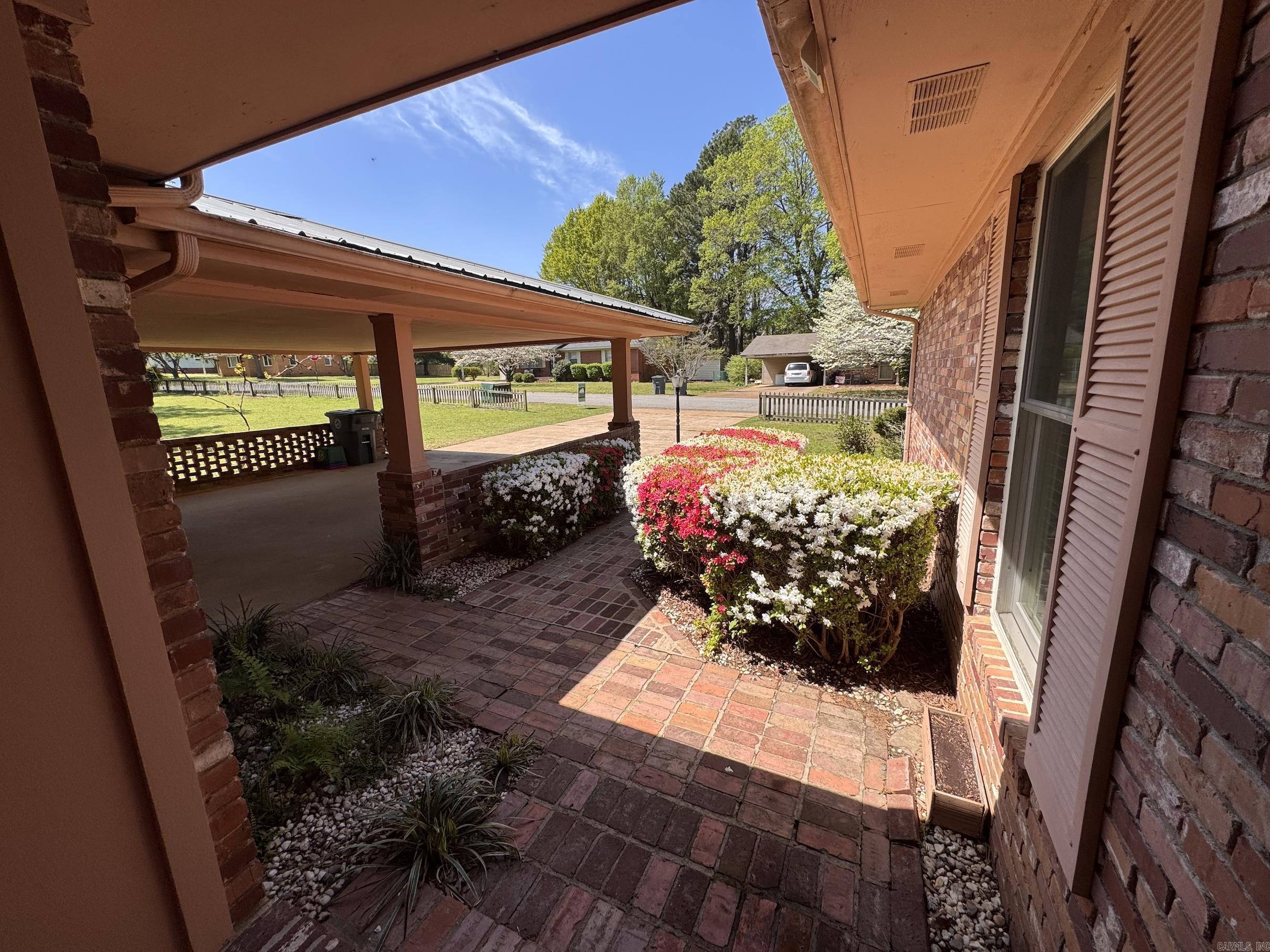 1004  Cedar  Searcy, AR