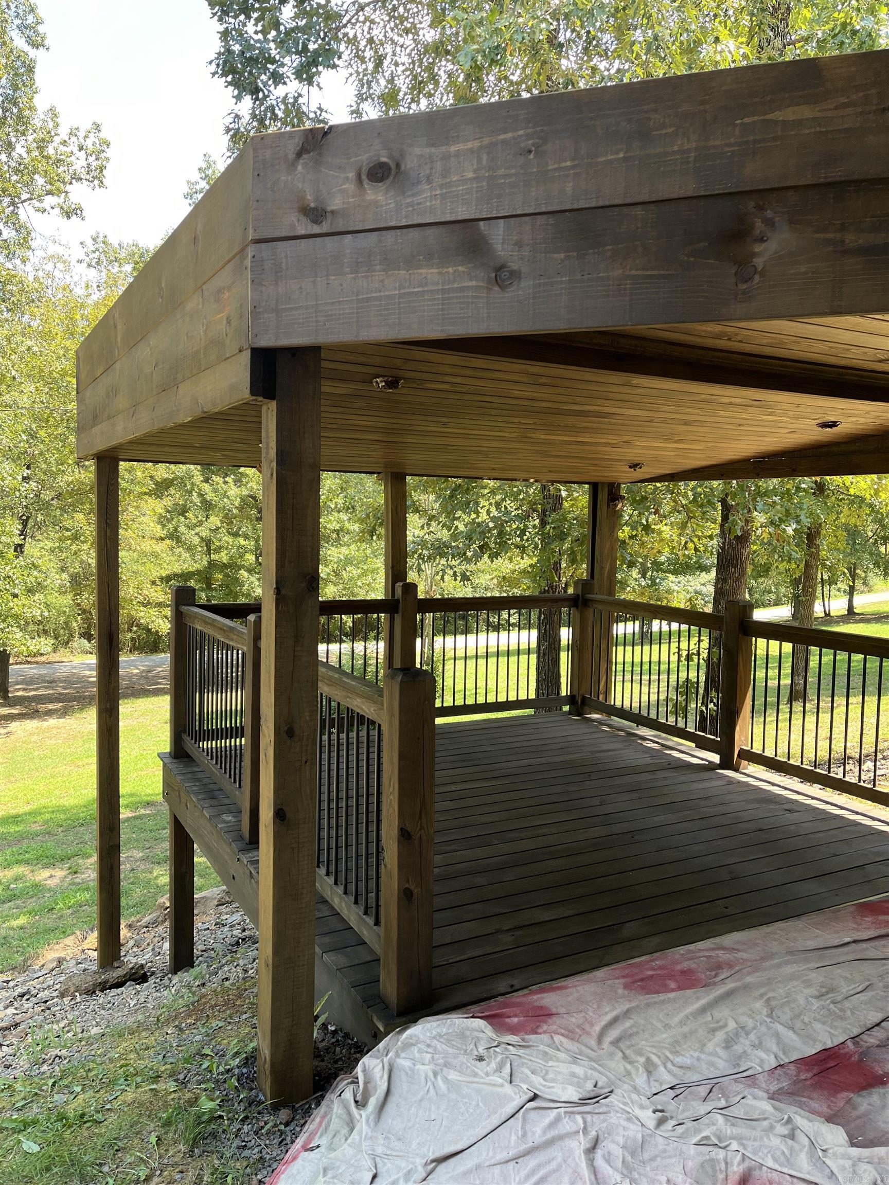 85  Lakeshore  Greers Ferry, AR