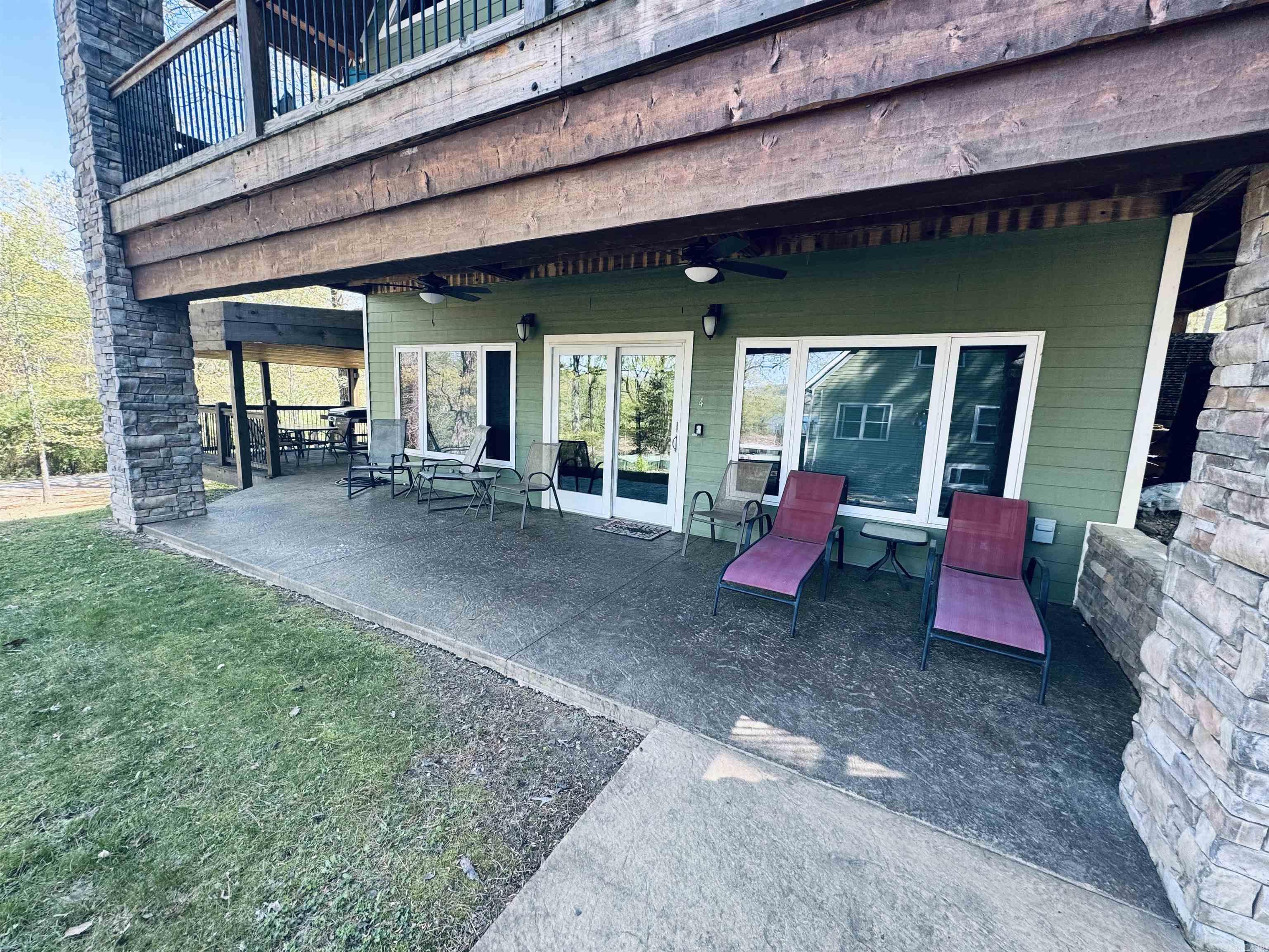 85  Lakeshore  Greers Ferry, AR