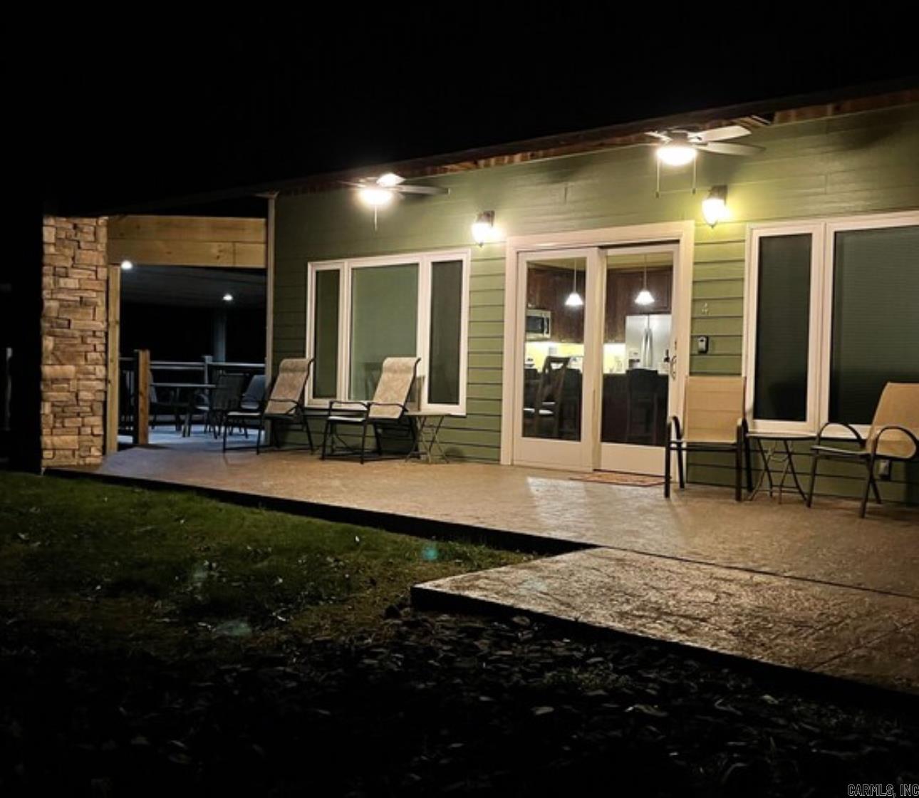 85  Lakeshore  Greers Ferry, AR