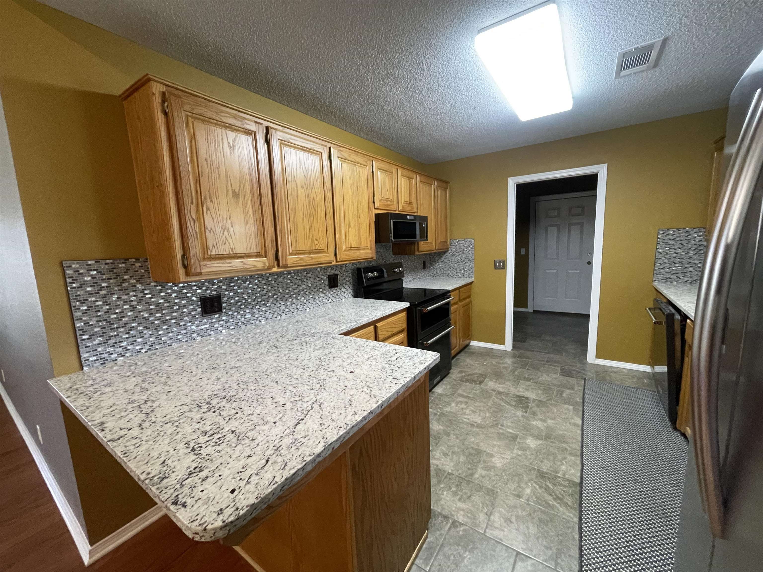 20  Shamrock  Clarksville, AR
