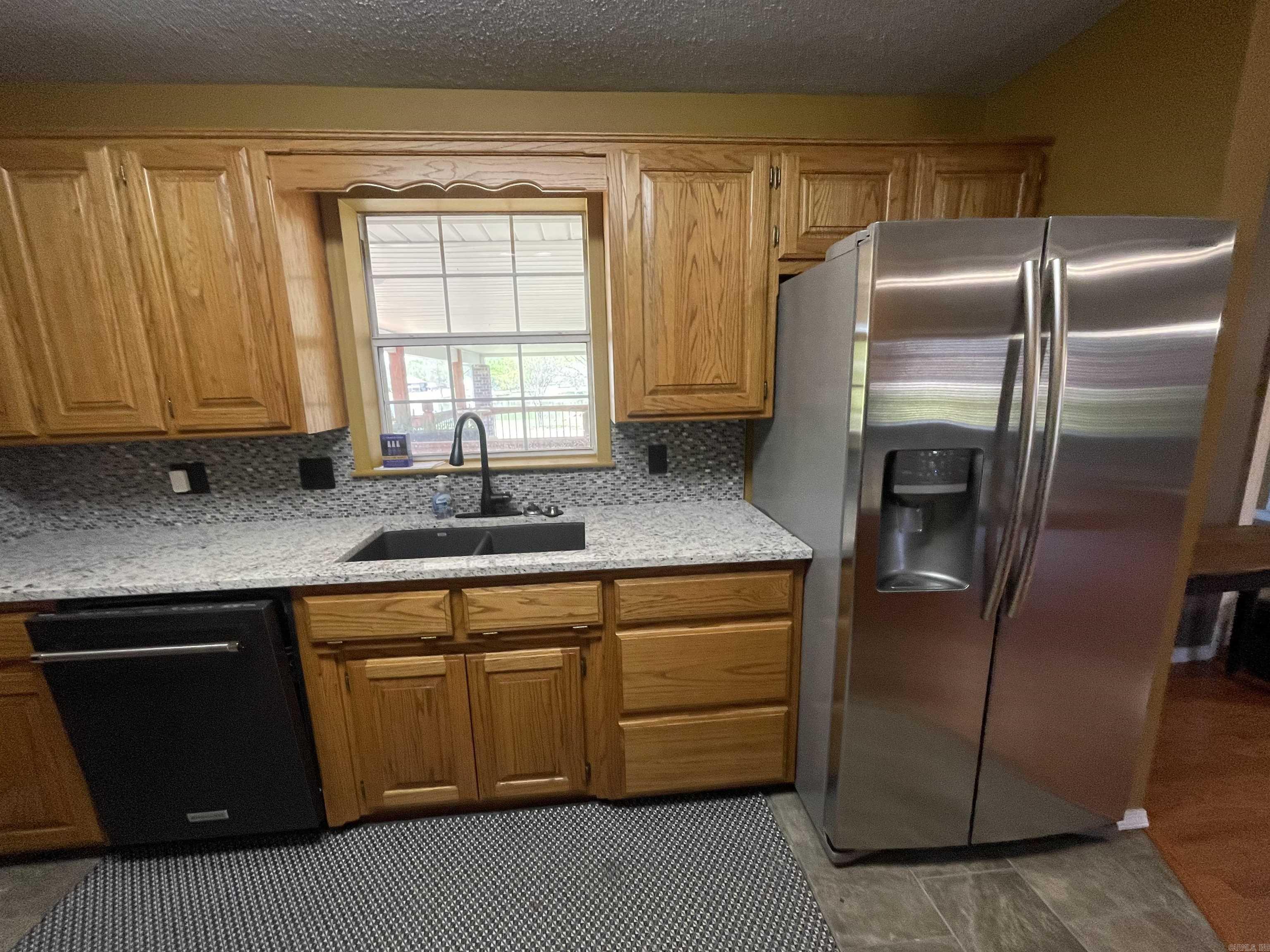 20 Shamrock  Clarksville, AR