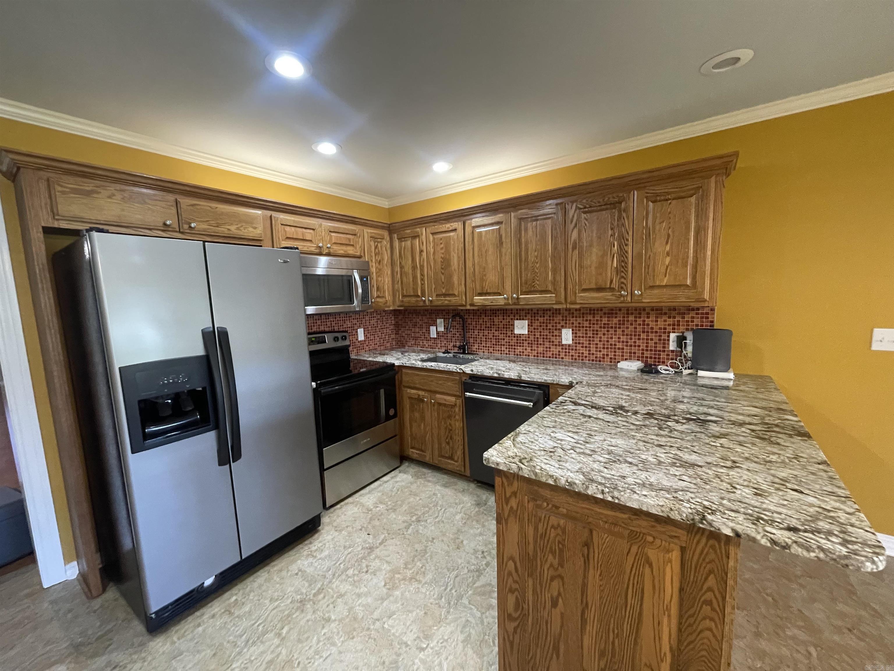 20 Shamrock  Clarksville, AR