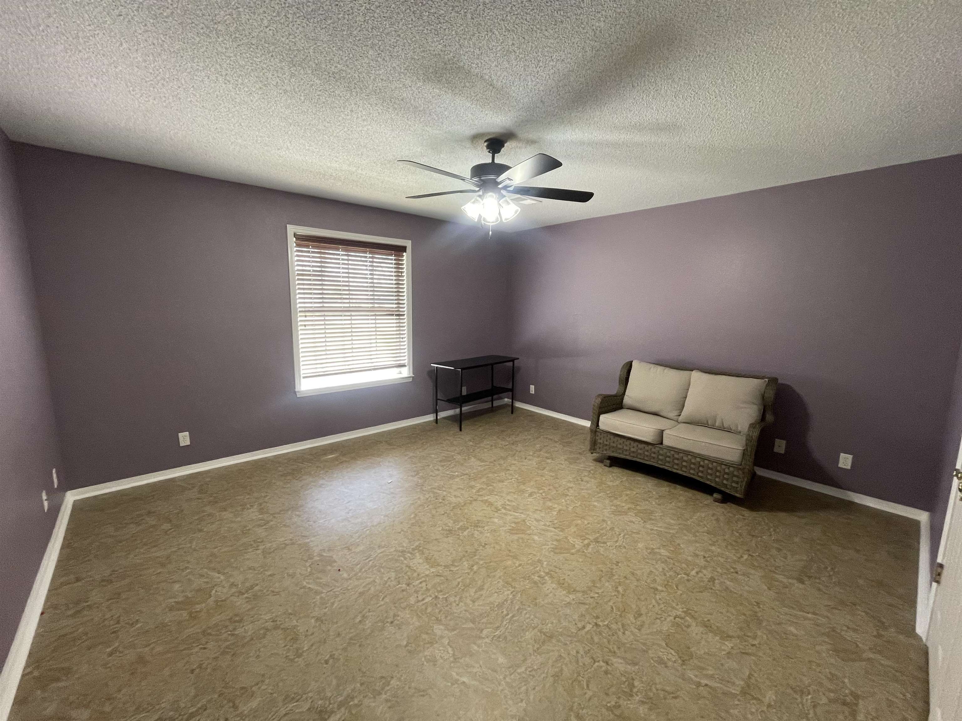 20  Shamrock  Clarksville, AR