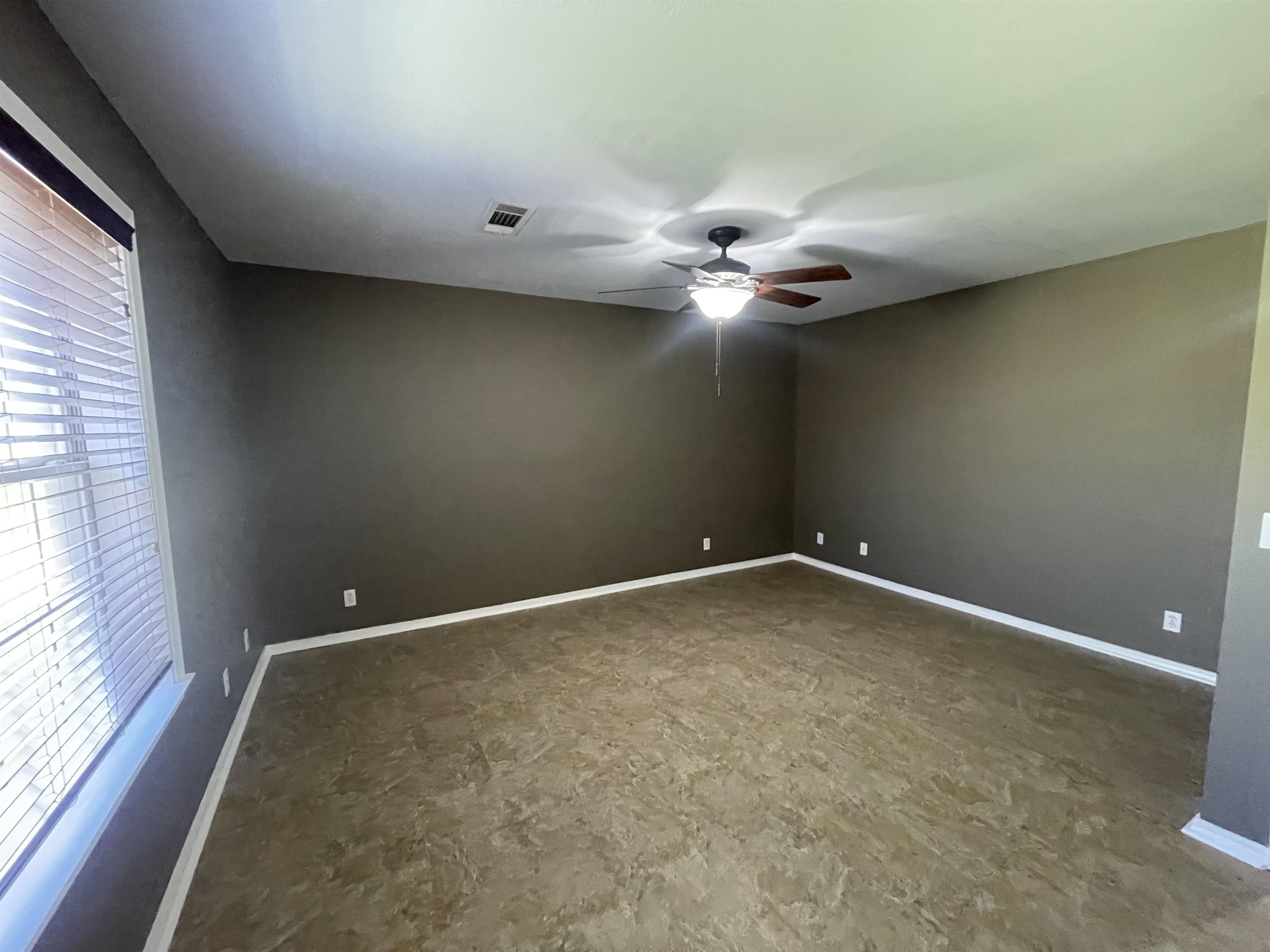 20  Shamrock  Clarksville, AR