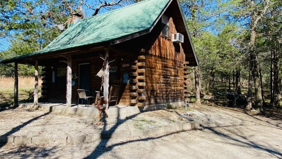 444 Cedar Cabin Lane Calico Rock, AR 72519