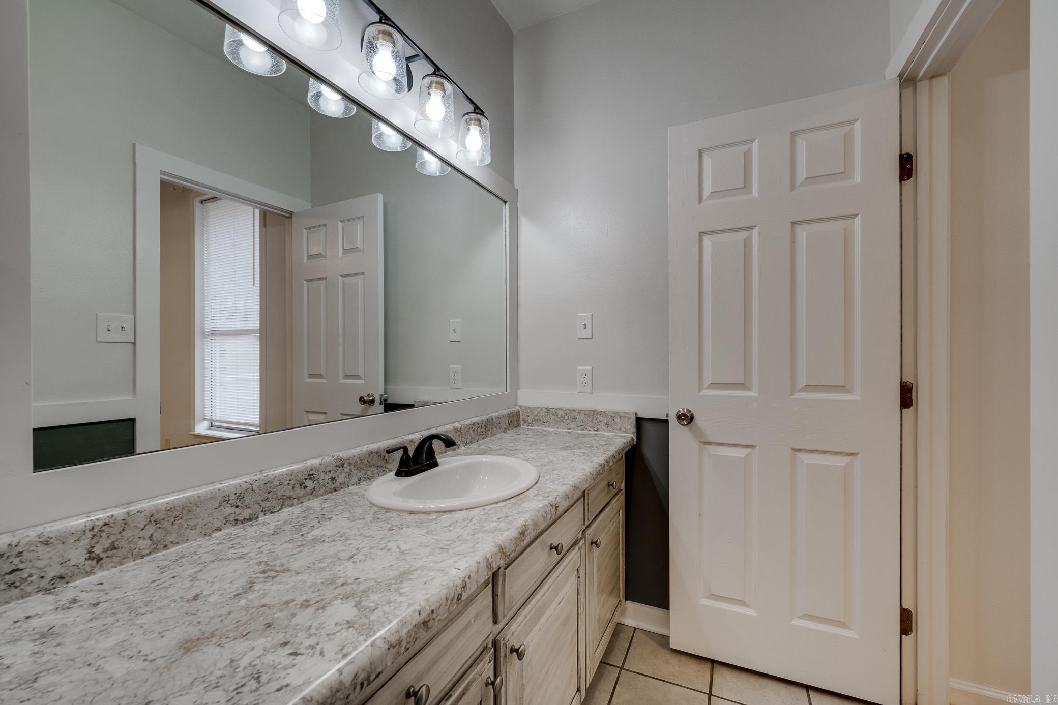 8  Steele Magnolia  Greenbrier, AR