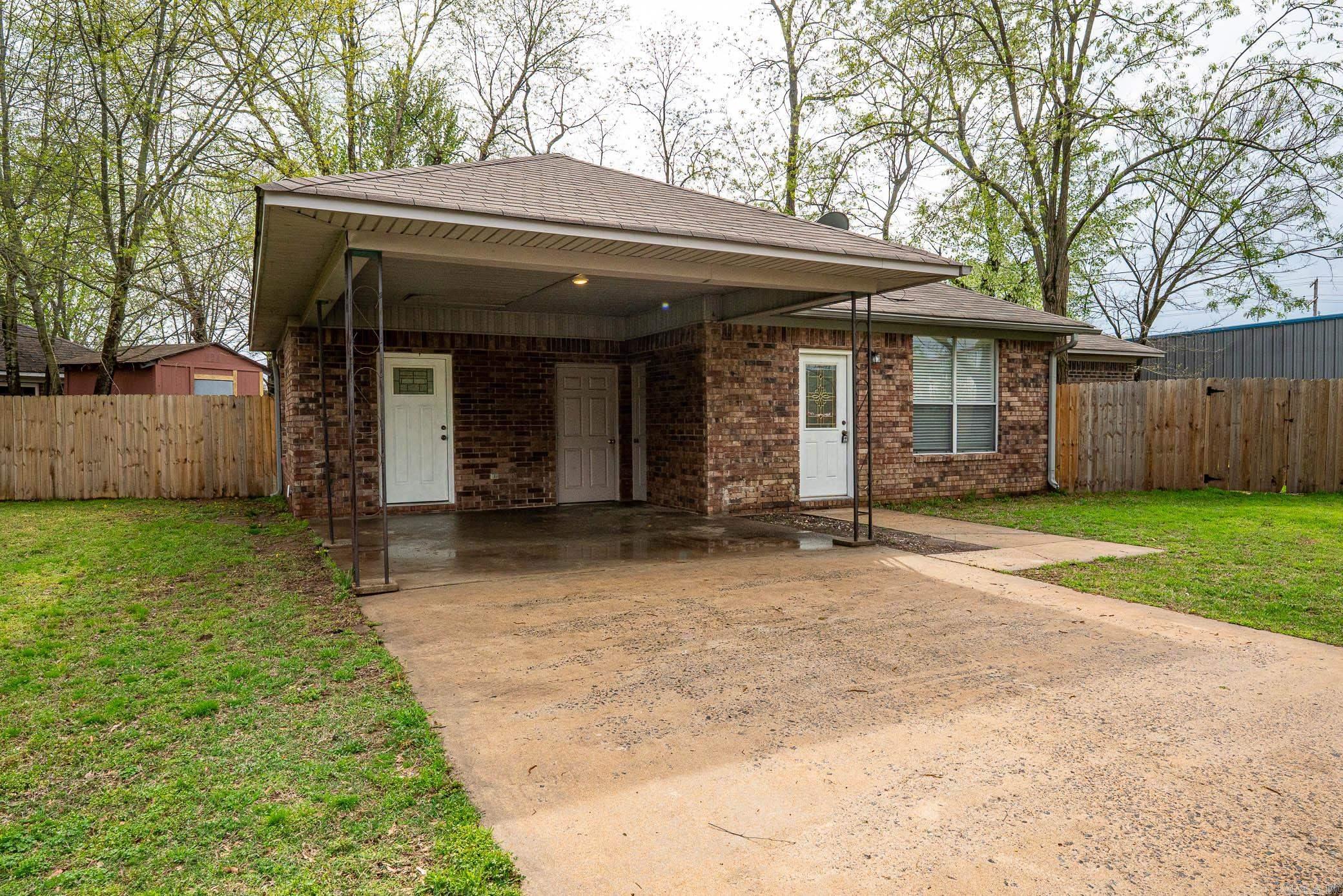 8  Steele Magnolia  Greenbrier, AR