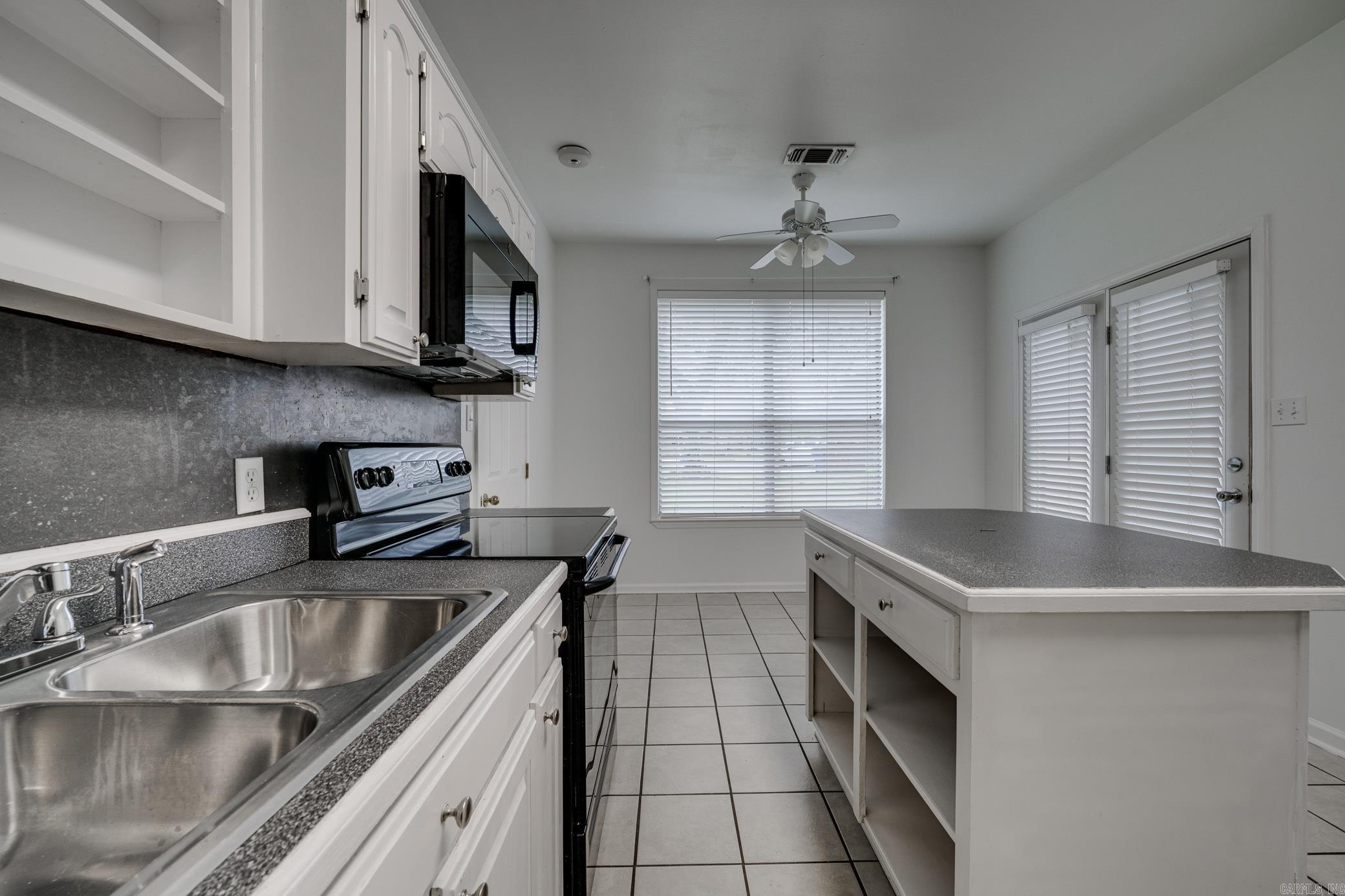 8  Steele Magnolia  Greenbrier, AR