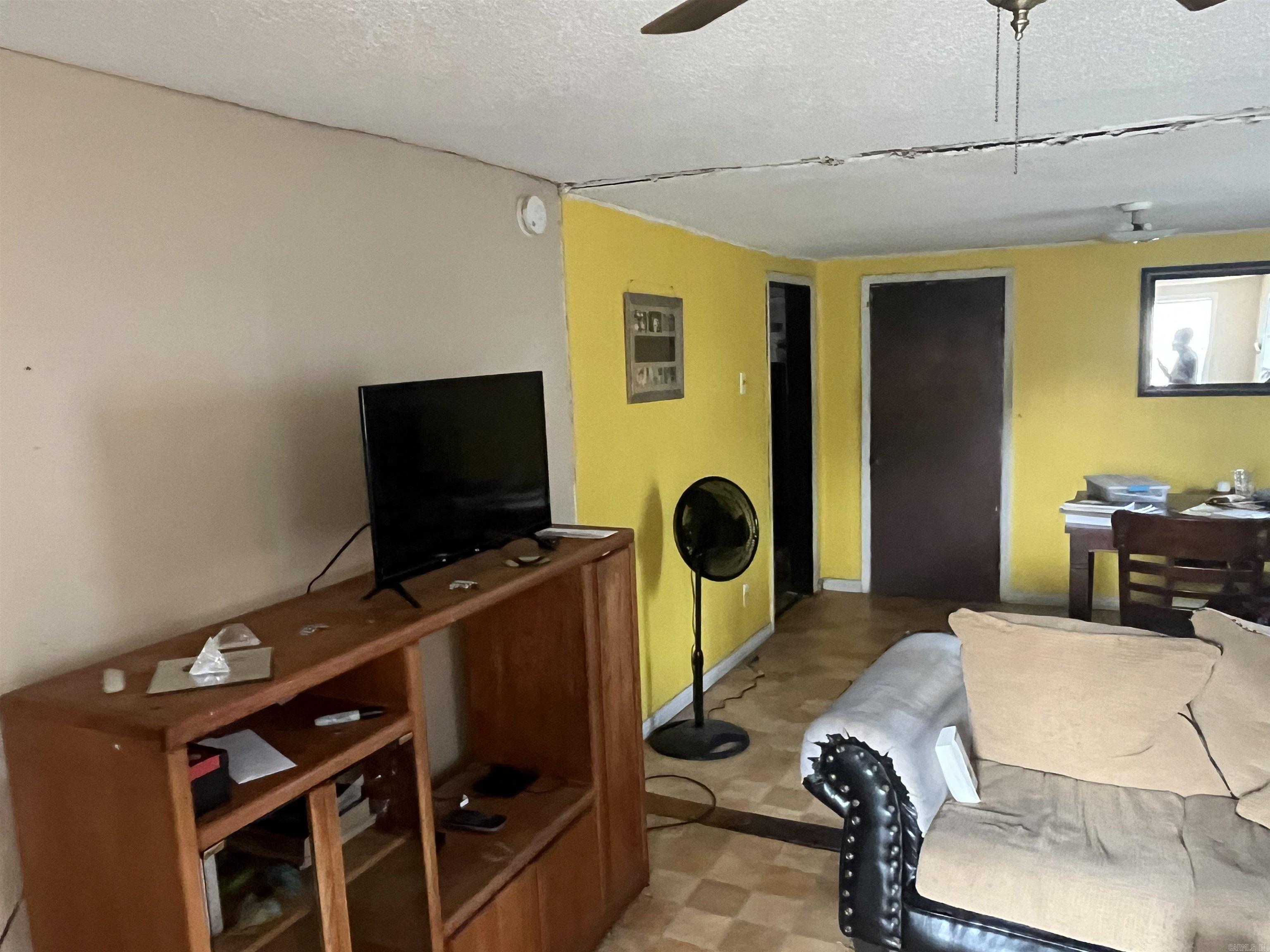 1517  Ben  North Little Rock, AR