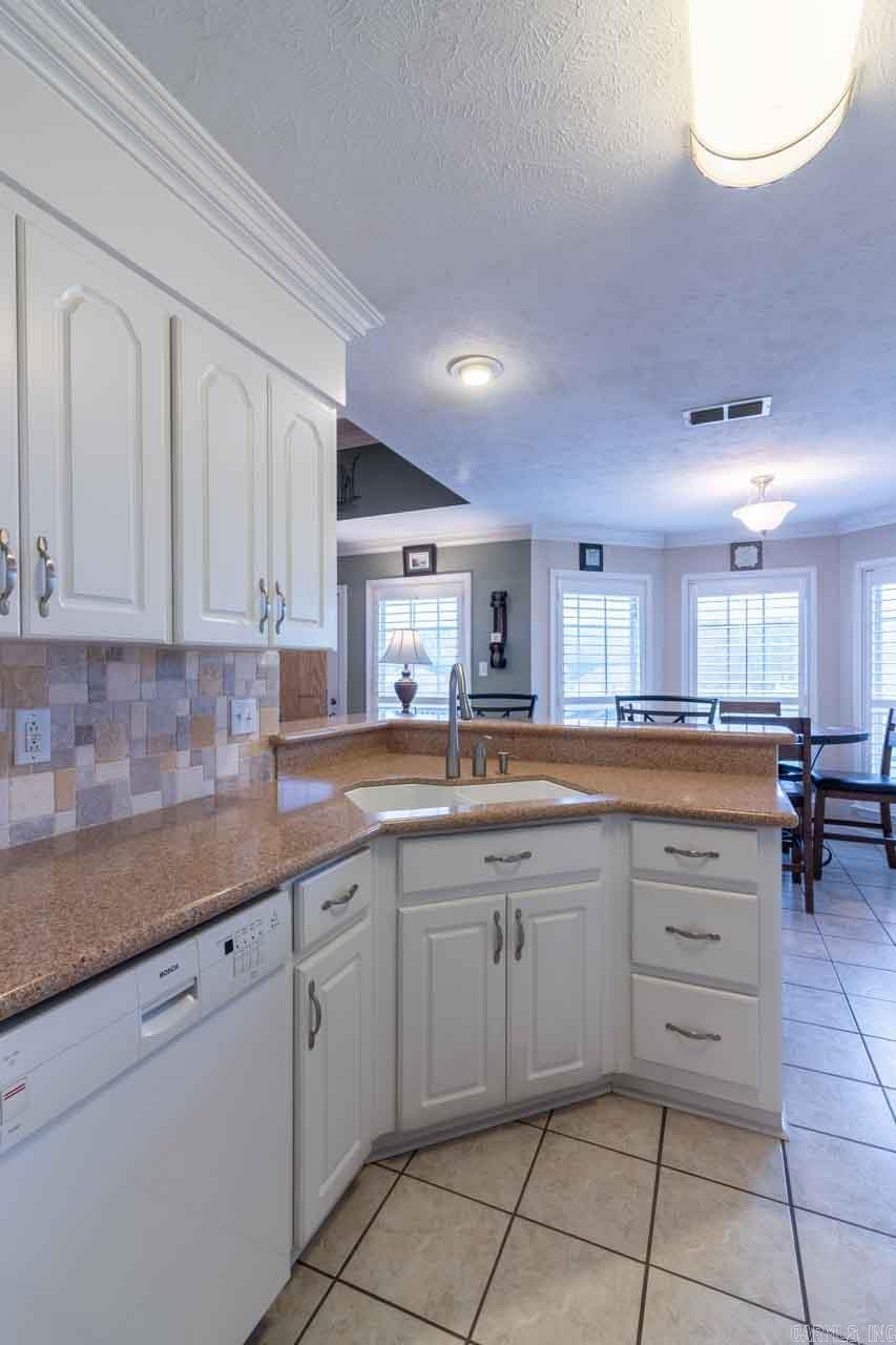 84  Robins Nest  Lonoke, AR