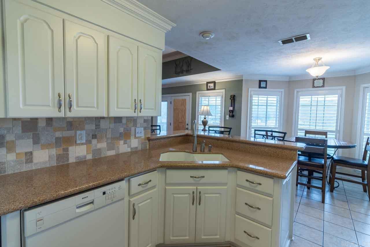 84  Robins Nest  Lonoke, AR