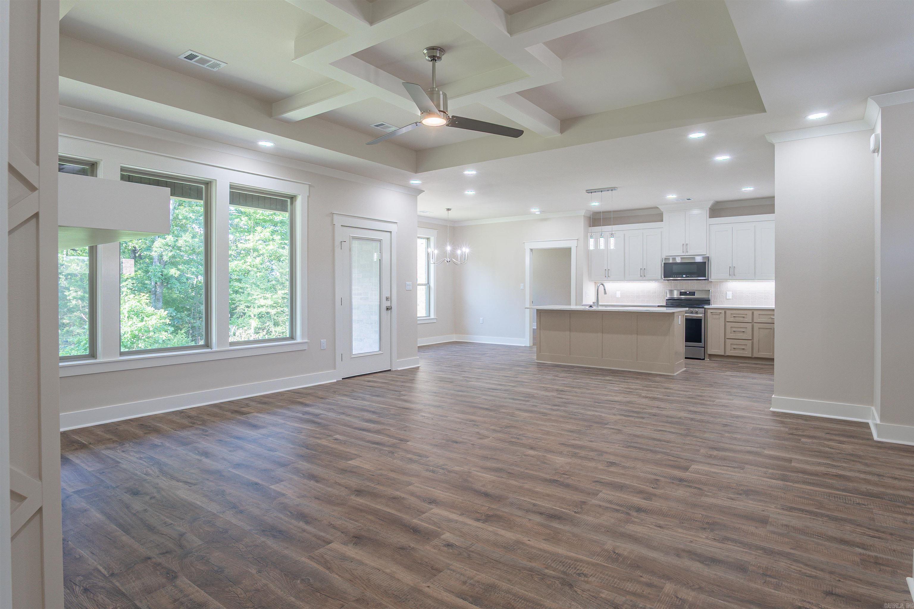 228  Michelle  Beebe, AR