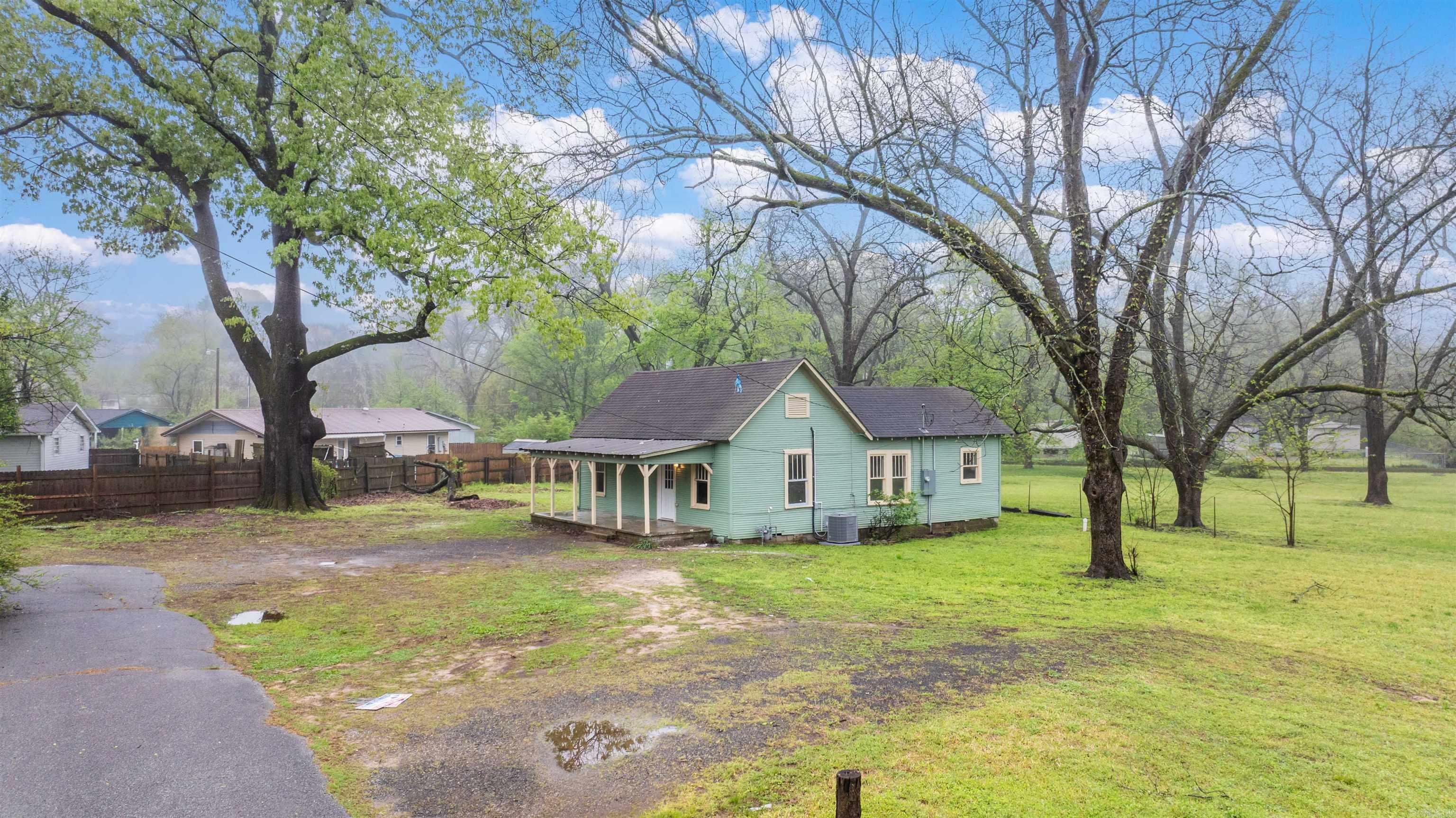 321  Chestnut  Jacksonville, AR