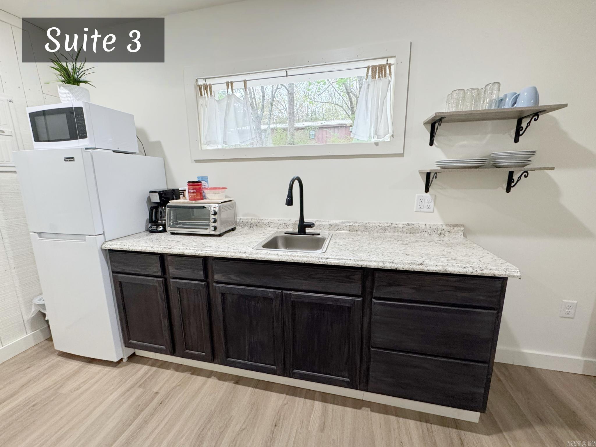 263  Jimmy Driftwood Pkwy  Mountain View, AR