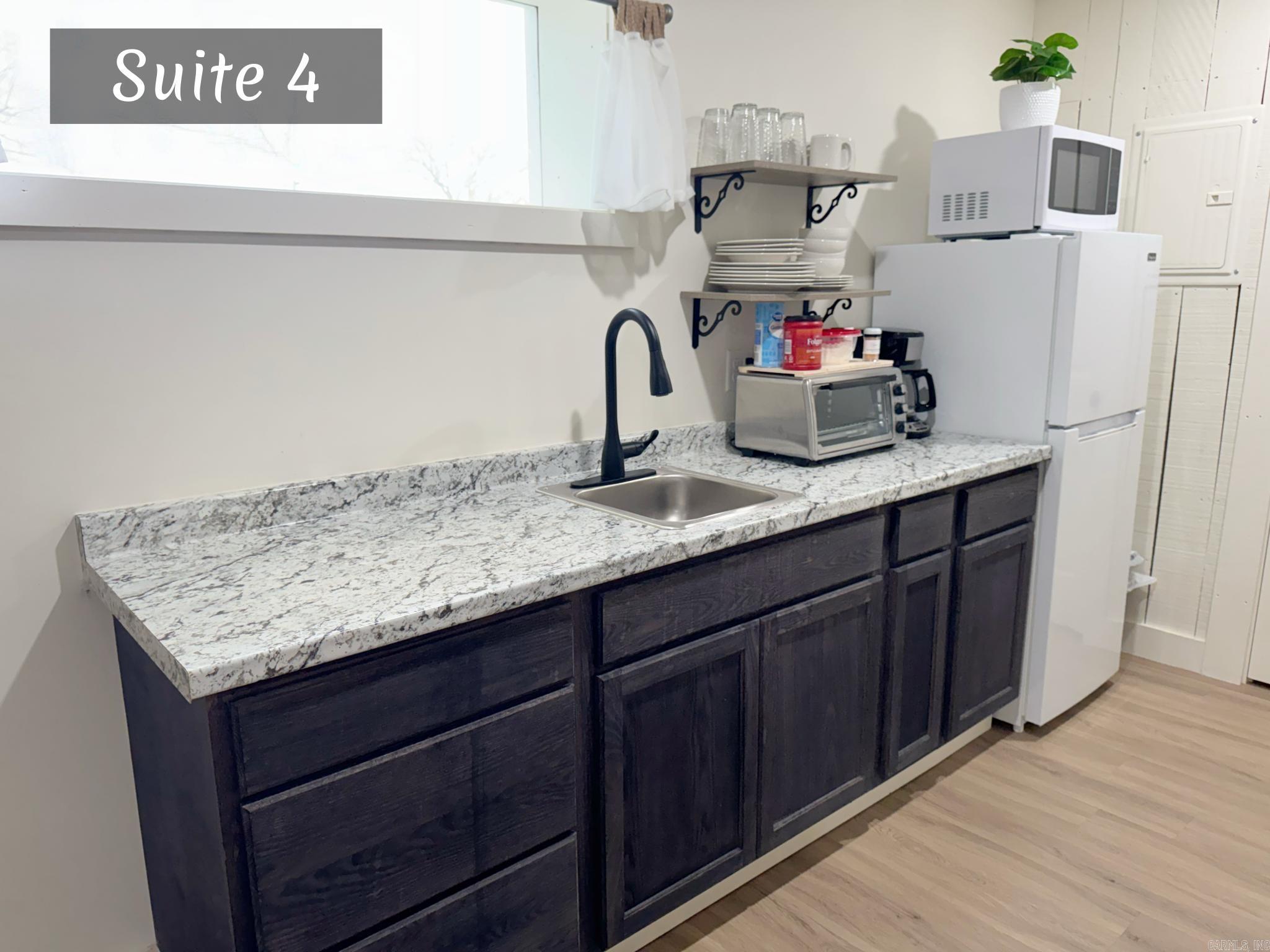 263  Jimmy Driftwood Pkwy  Mountain View, AR