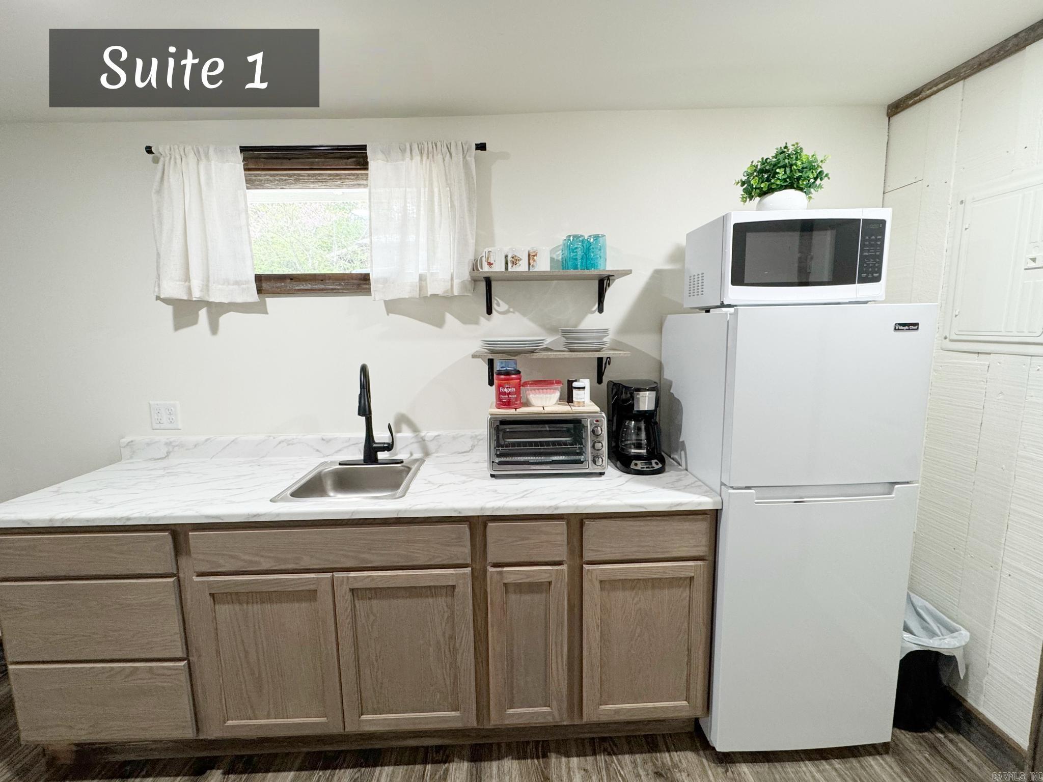 263  Jimmy Driftwood Pkwy  Mountain View, AR