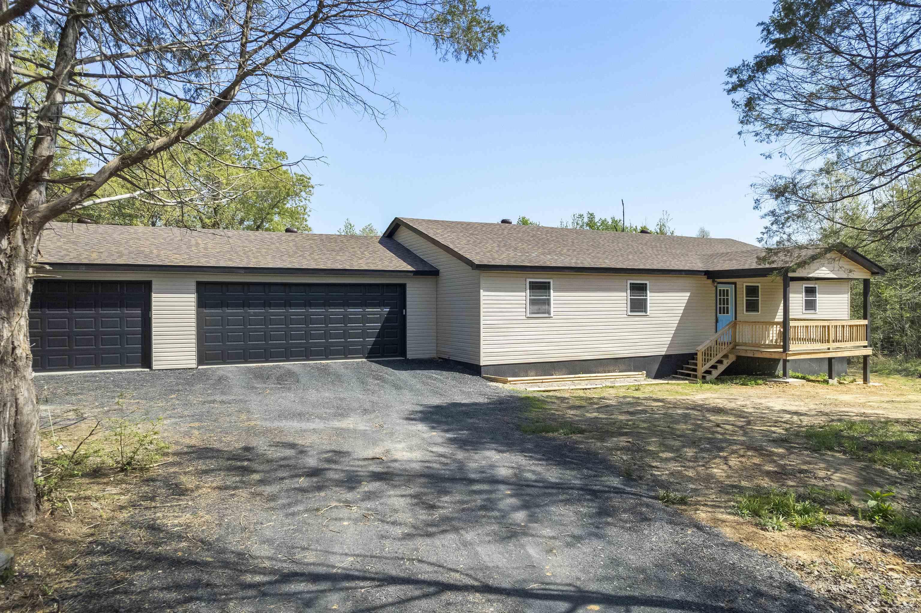 201  Cedar Terrace Drive  Romance, AR