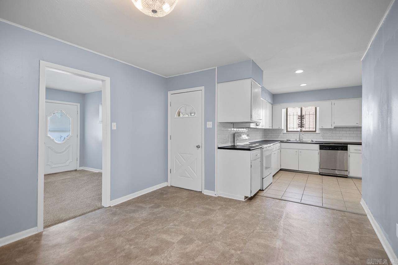 819 W 55th  North Little Rock, AR