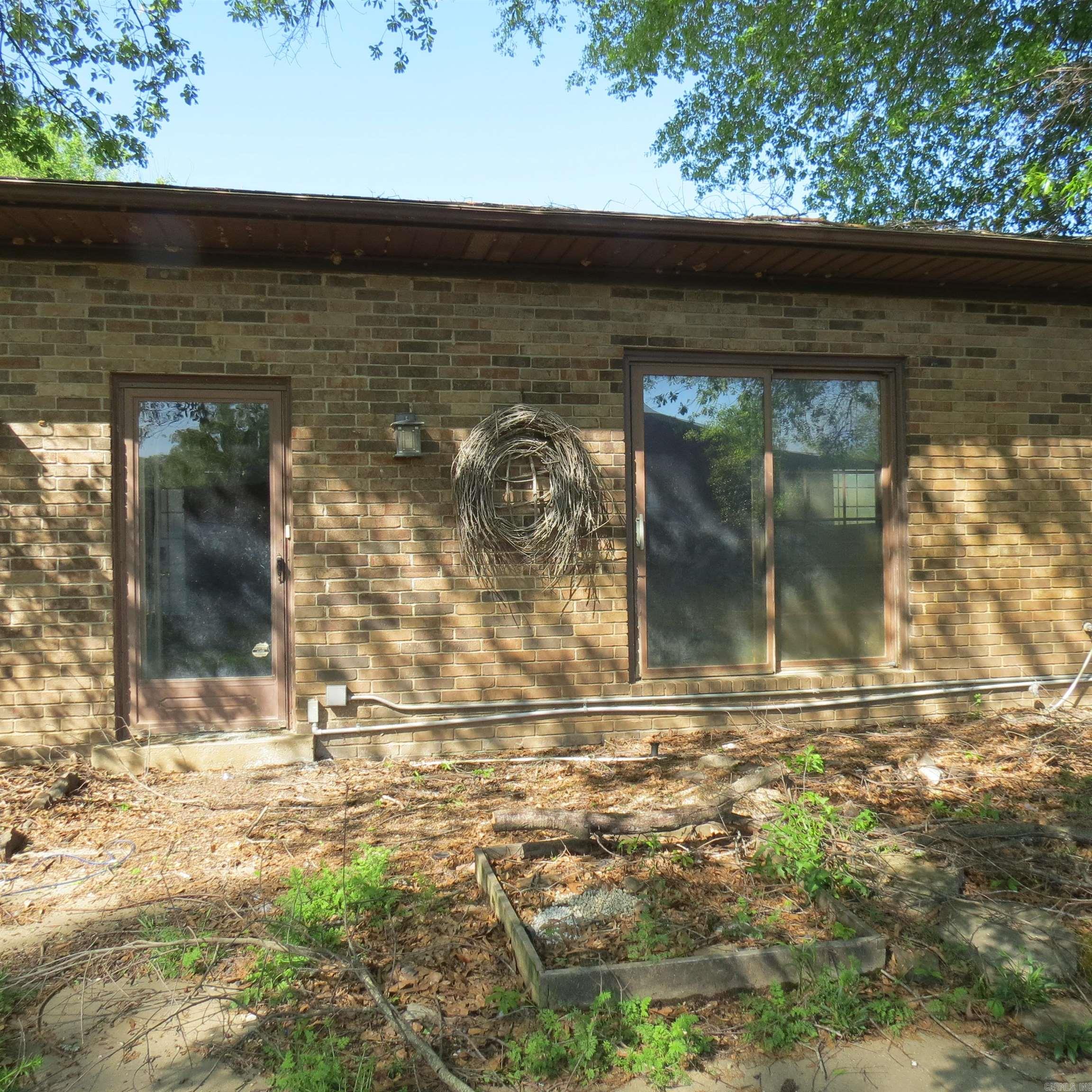 2176  Hwy 33  Almyra, AR