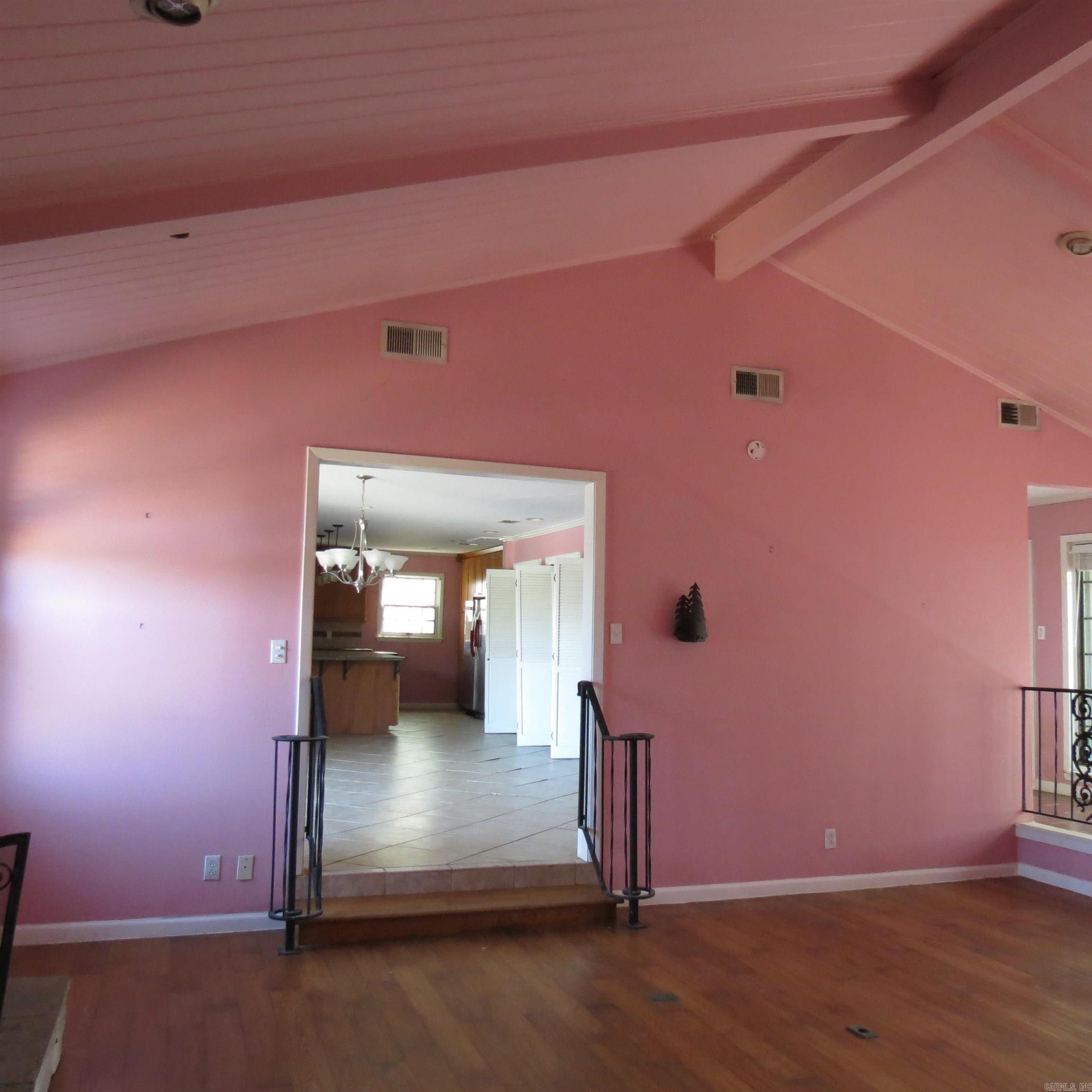 2176  Hwy 33  Almyra, AR