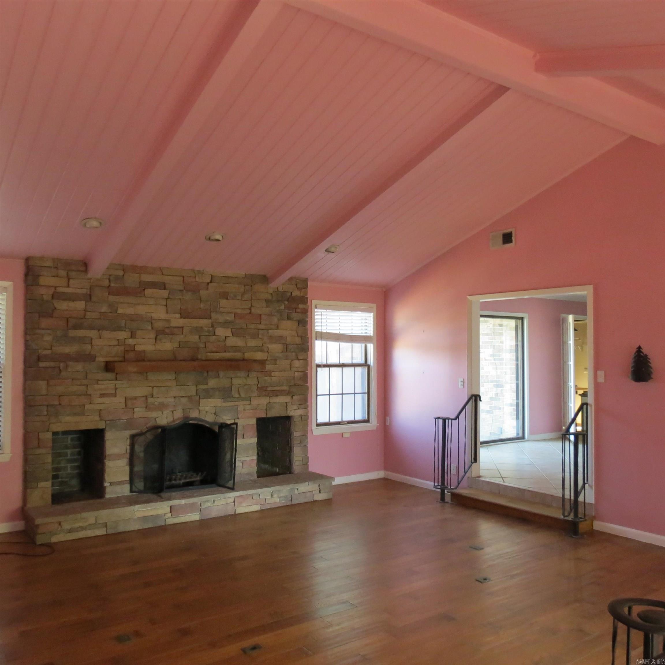 2176  Hwy 33  Almyra, AR