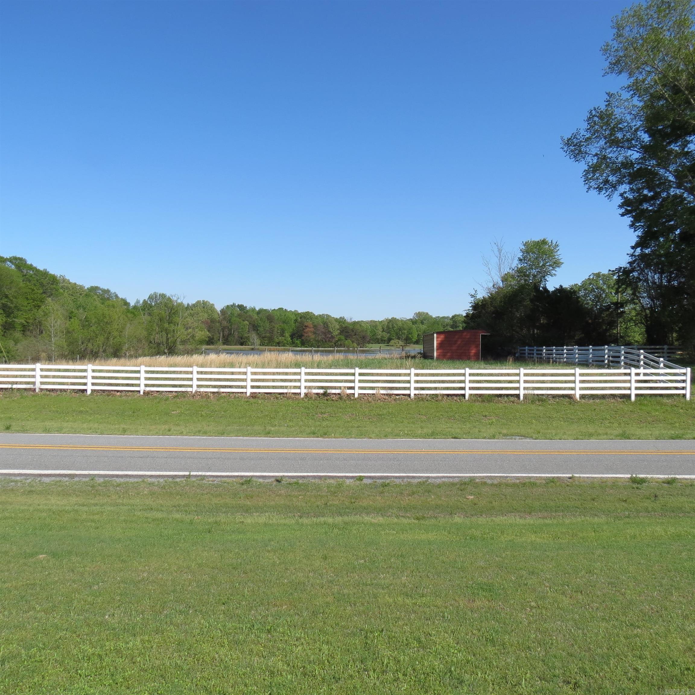 2176  Hwy 33  Almyra, AR