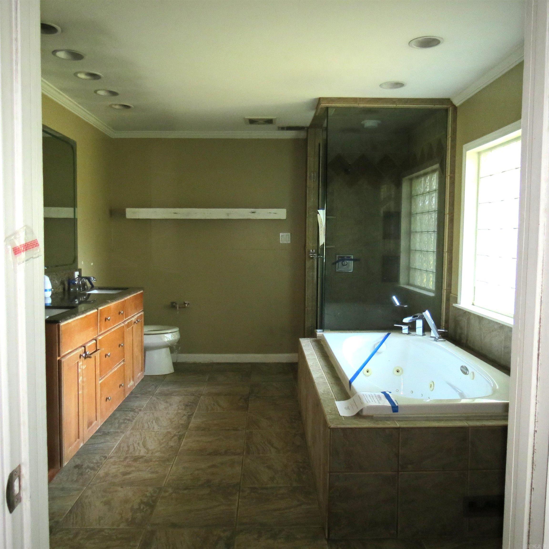 2176  Hwy 33  Almyra, AR