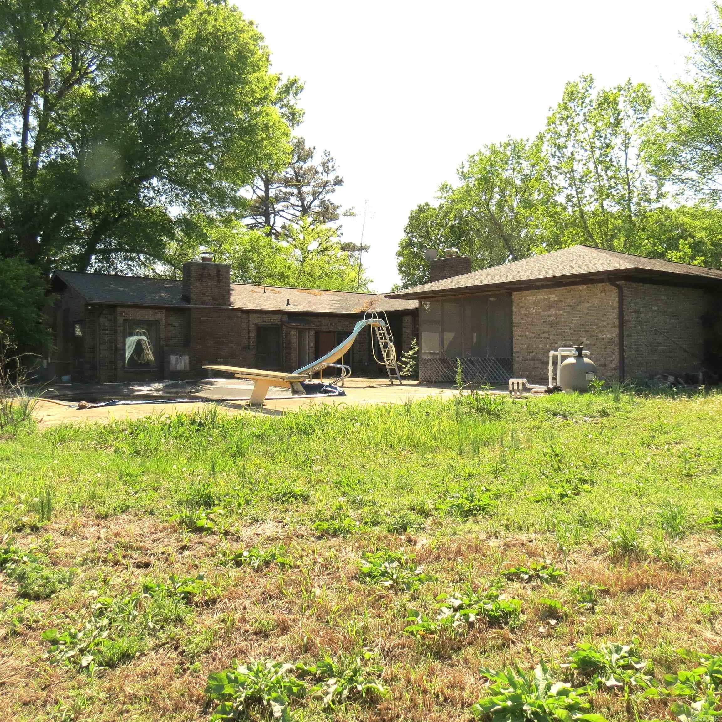 2176  Hwy 33  Almyra, AR
