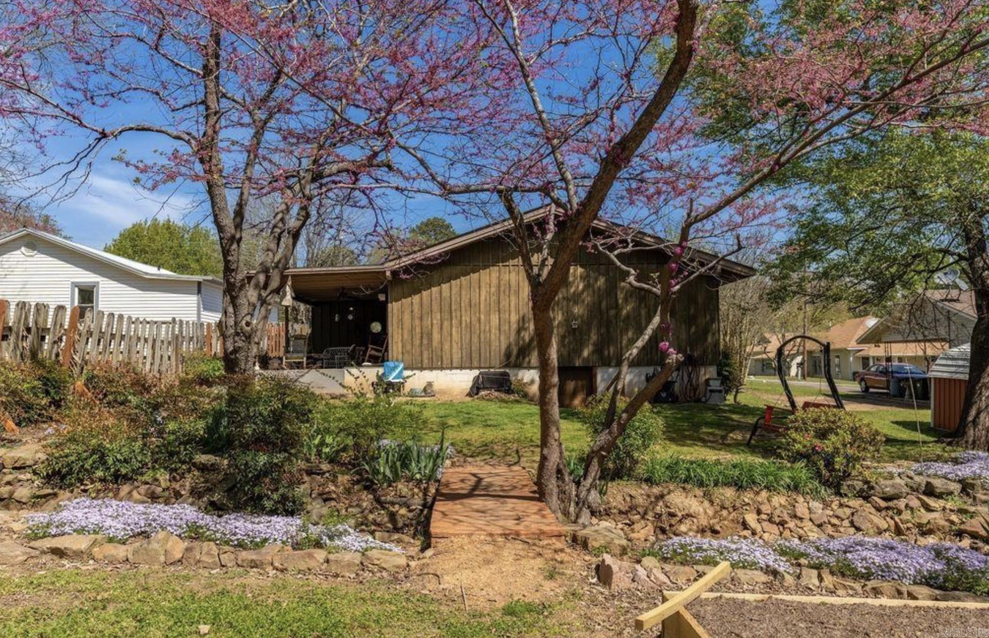 507 W North  Heber Springs, AR