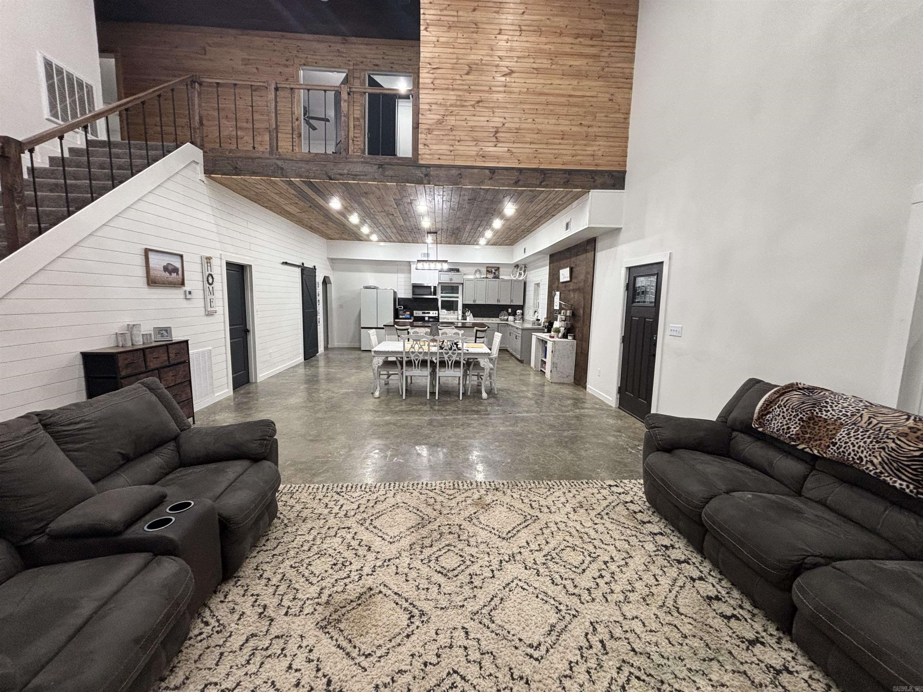 693 Little Blakley Creek  Jessieville, AR