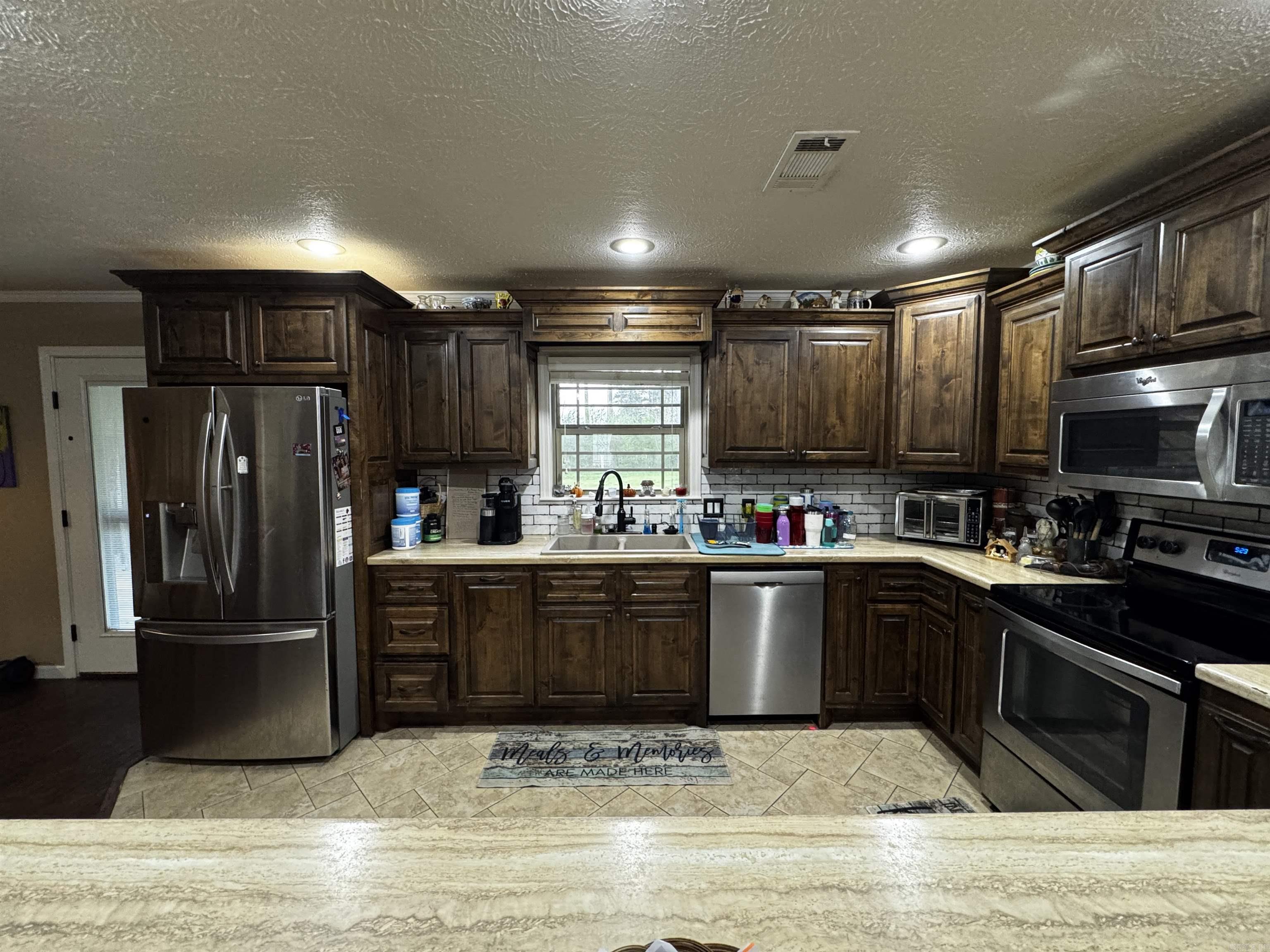 108  Crystal Valley  Searcy, AR