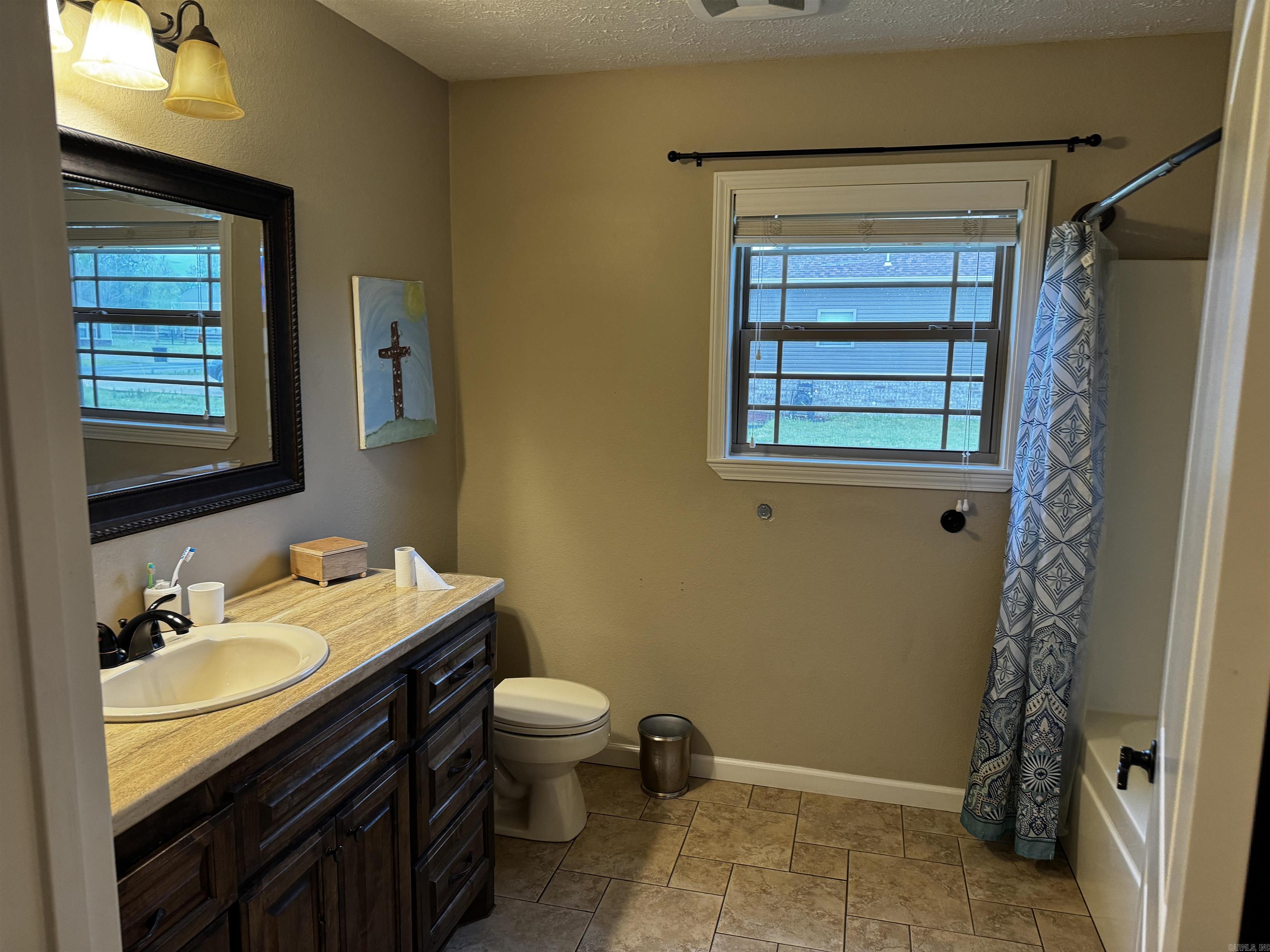108  Crystal Valley  Searcy, AR