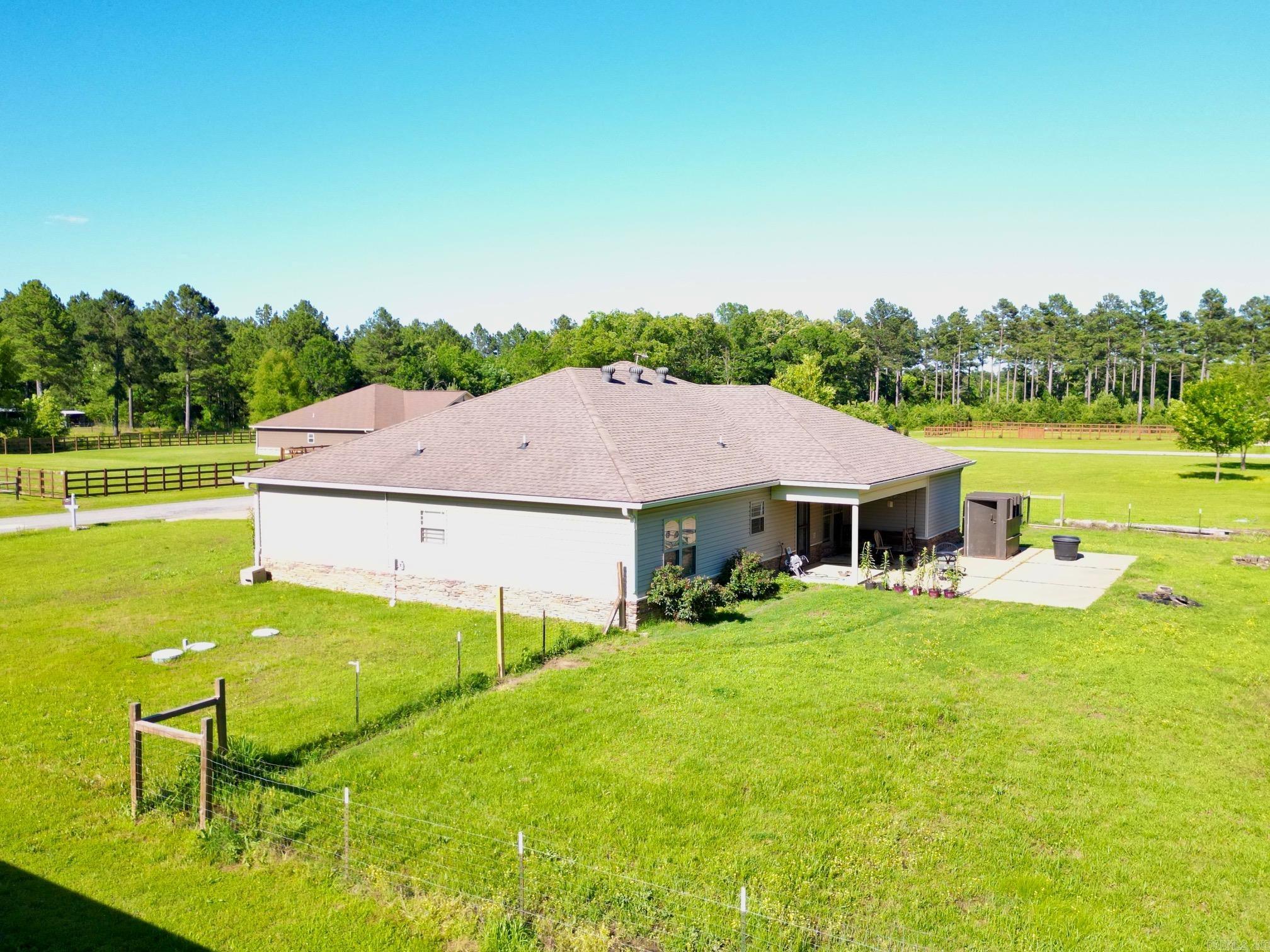 108  Crystal Valley  Searcy, AR