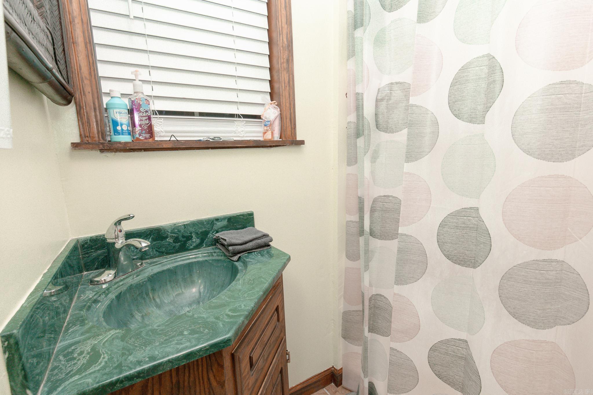 180  Glover Ln.  Rison, AR