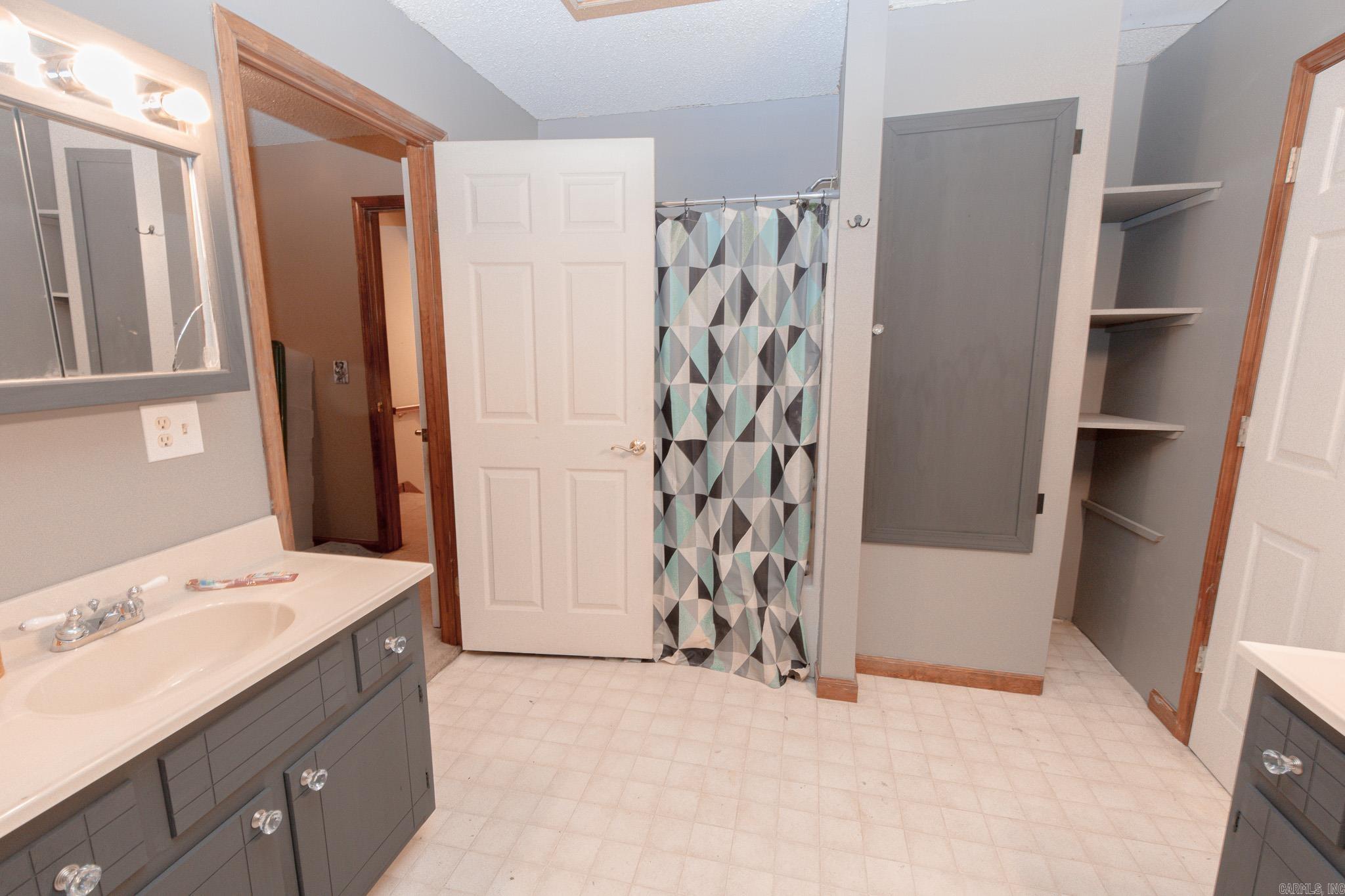 180  Glover Ln.  Rison, AR