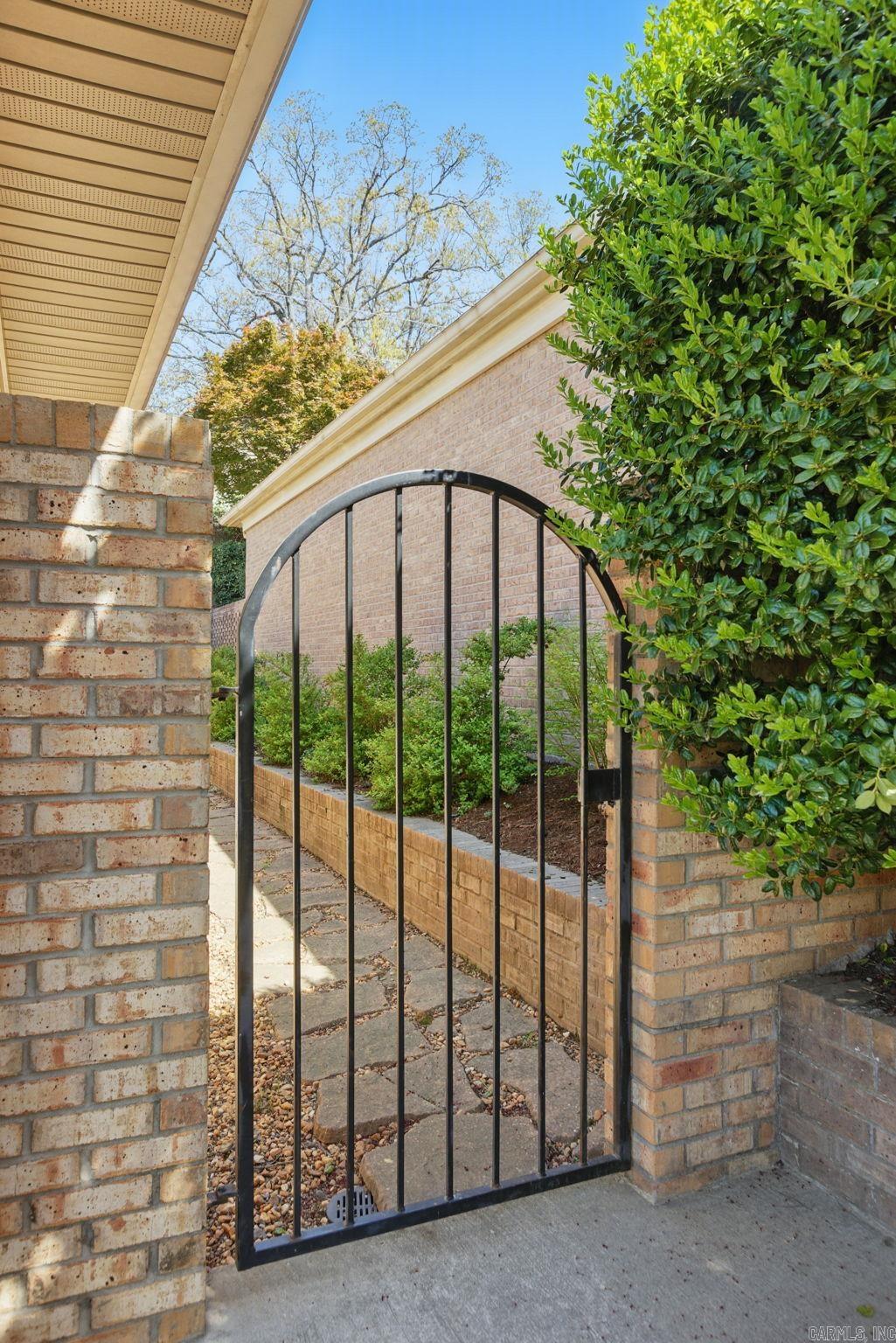 63 Hunters Green Circle Little Rock, AR 72211