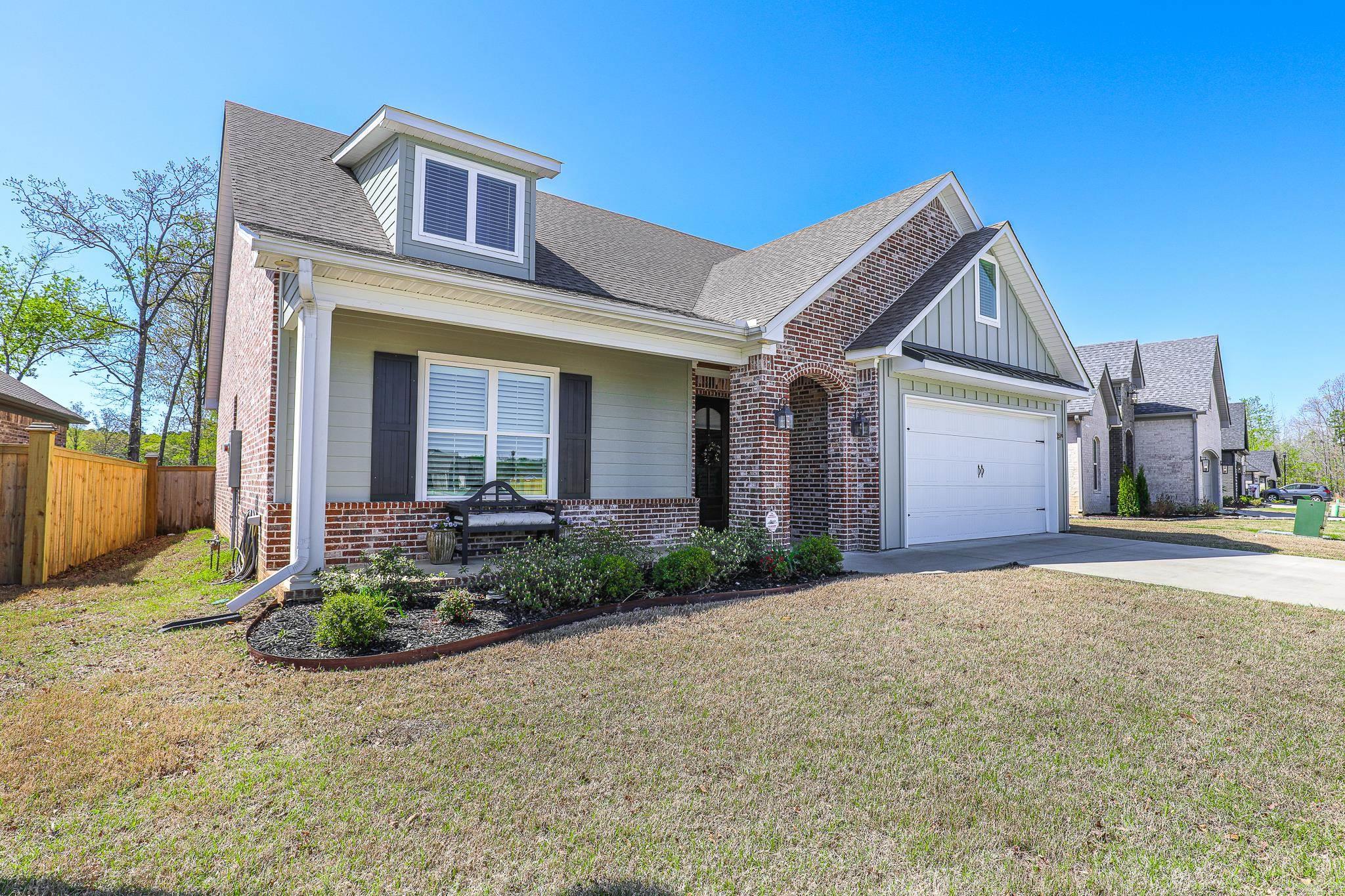 1519  SAWTOOTH  Benton, AR