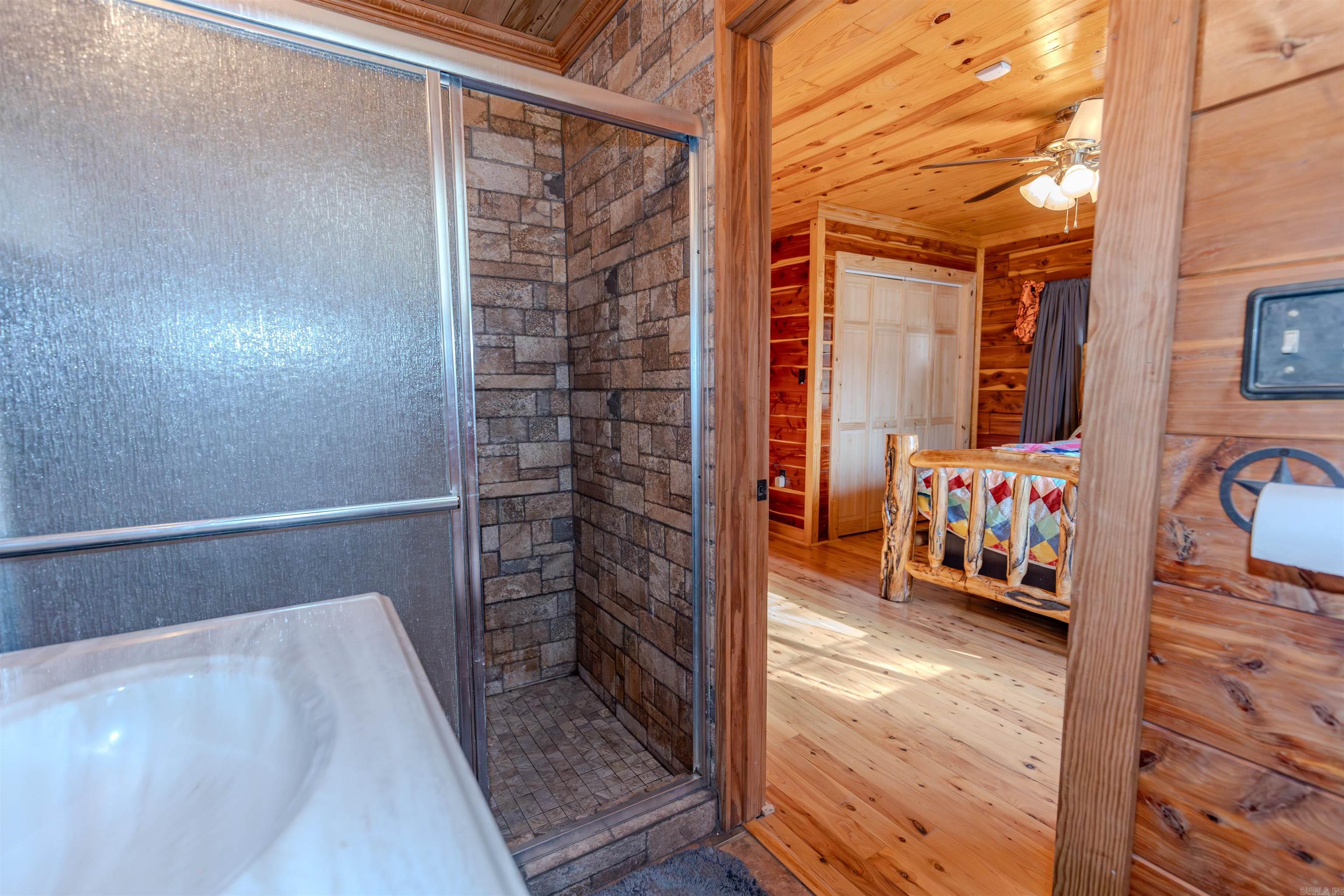 208  Mountain  Perryville, AR