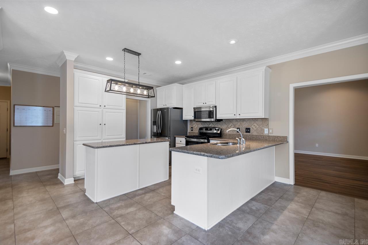 112  Mountain Valley  Maumelle, AR