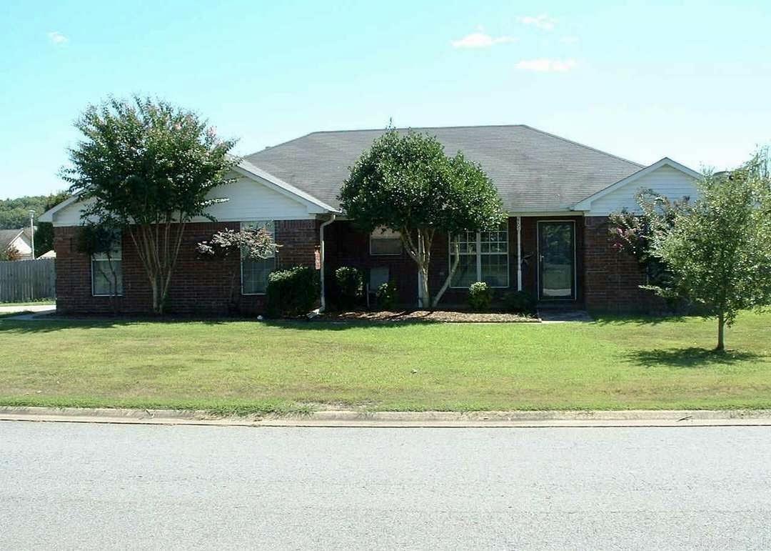 2705  makenzie  Conway, AR